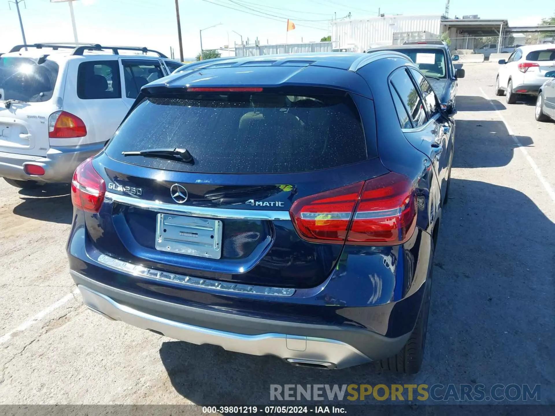 16 Photograph of a damaged car WDCTG4GB0KU003946 MERCEDES-BENZ GLA 250 2019