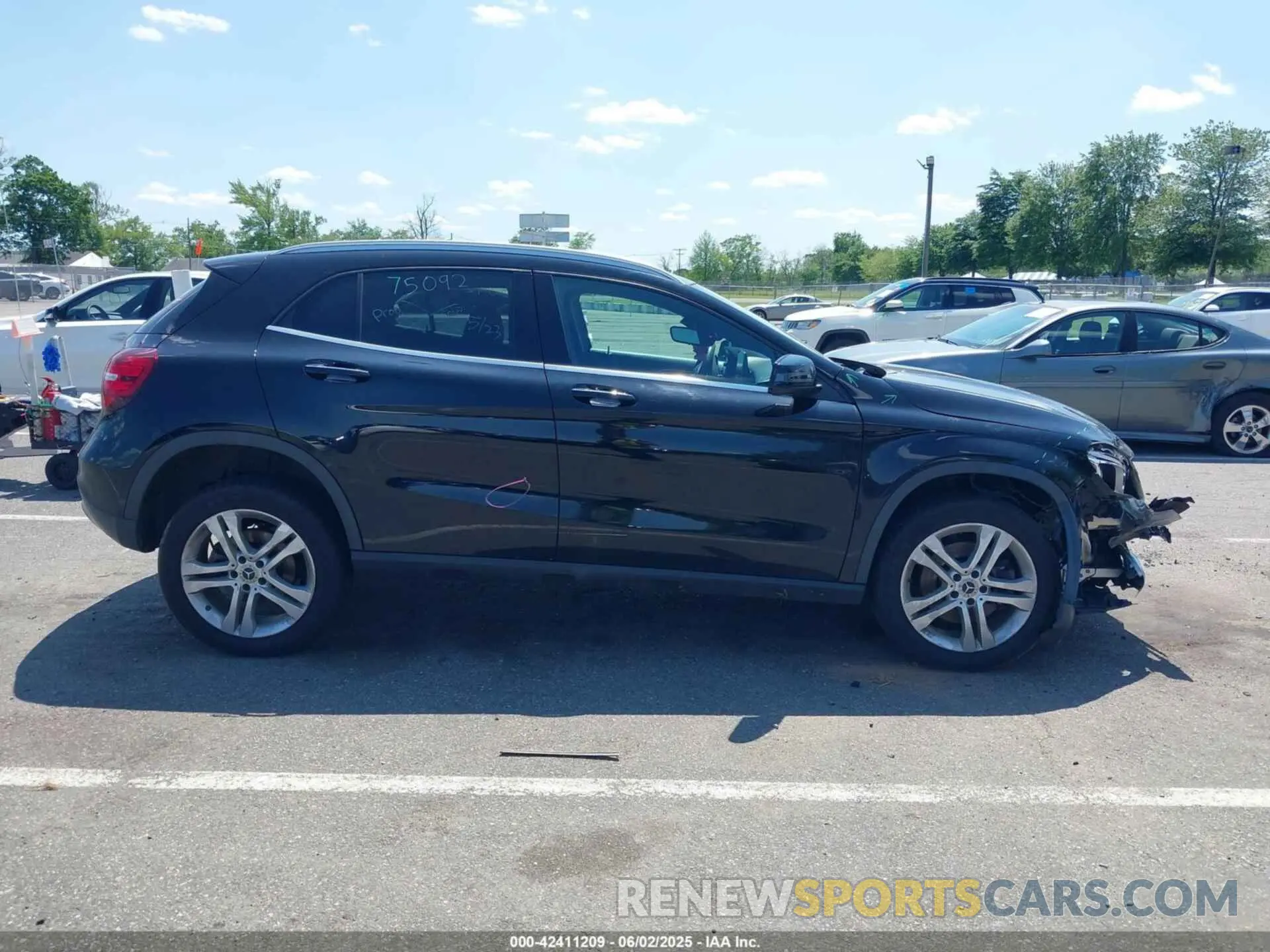 13 Photograph of a damaged car WDCTG4GB1KJ544165 MERCEDES-BENZ GLA 250 2019