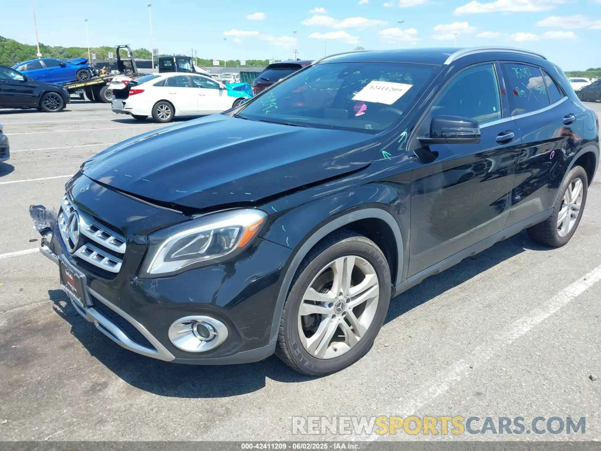 2 Photograph of a damaged car WDCTG4GB1KJ544165 MERCEDES-BENZ GLA 250 2019