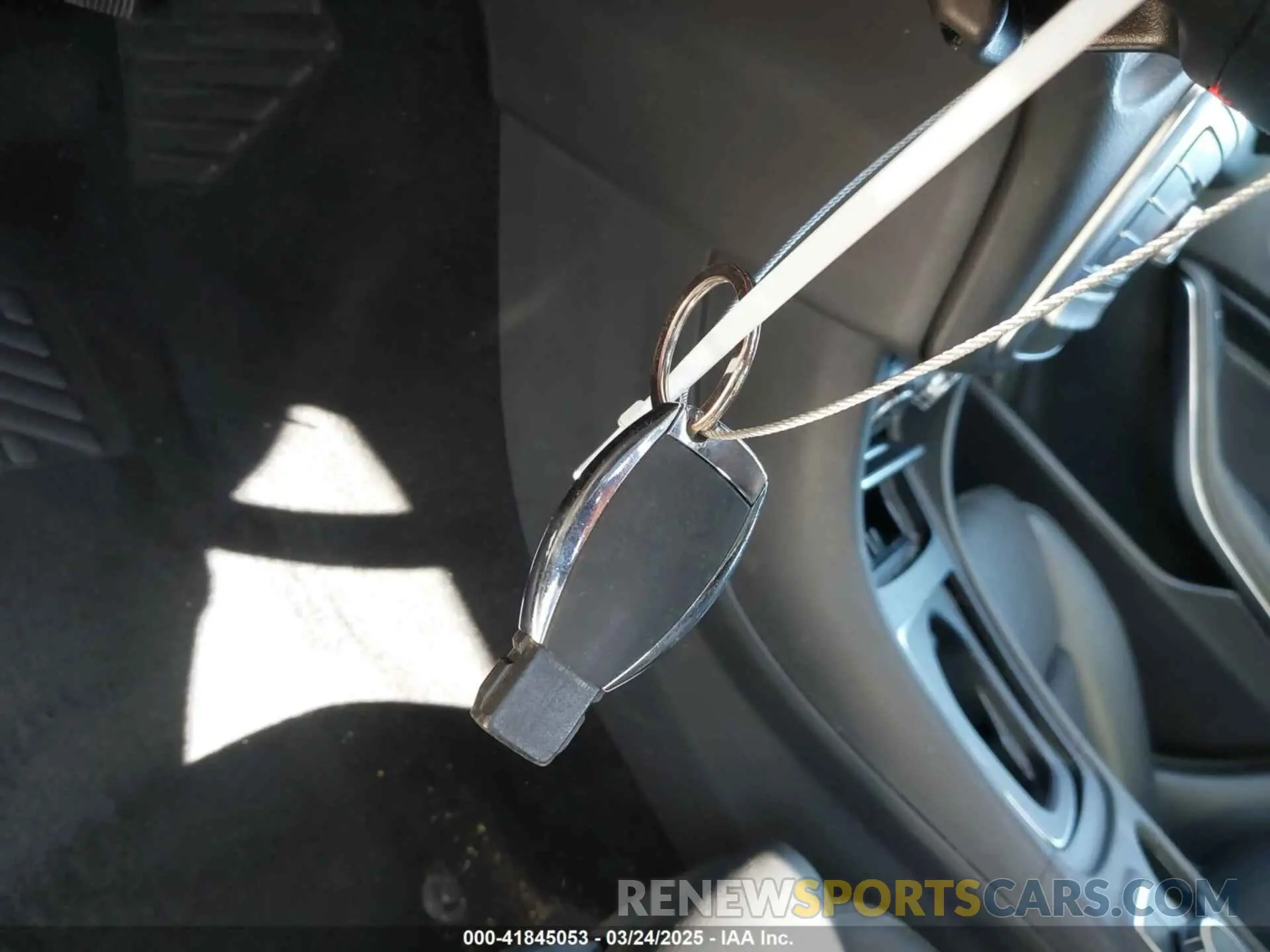 11 Photograph of a damaged car WDCTG4GB1KJ549320 MERCEDES-BENZ GLA 250 2019