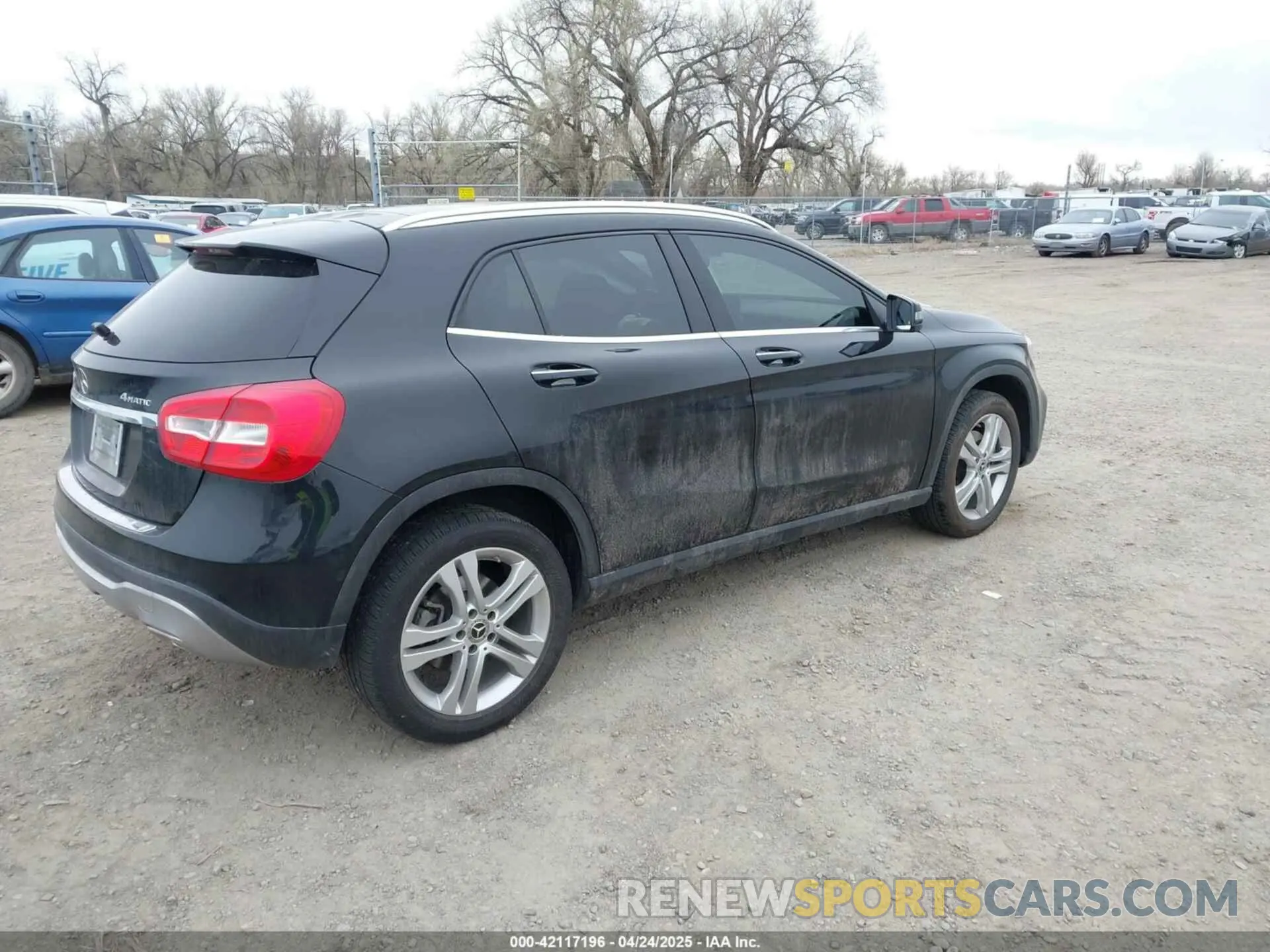 4 Photograph of a damaged car WDCTG4GB1KJ614201 MERCEDES-BENZ GLA 250 2019