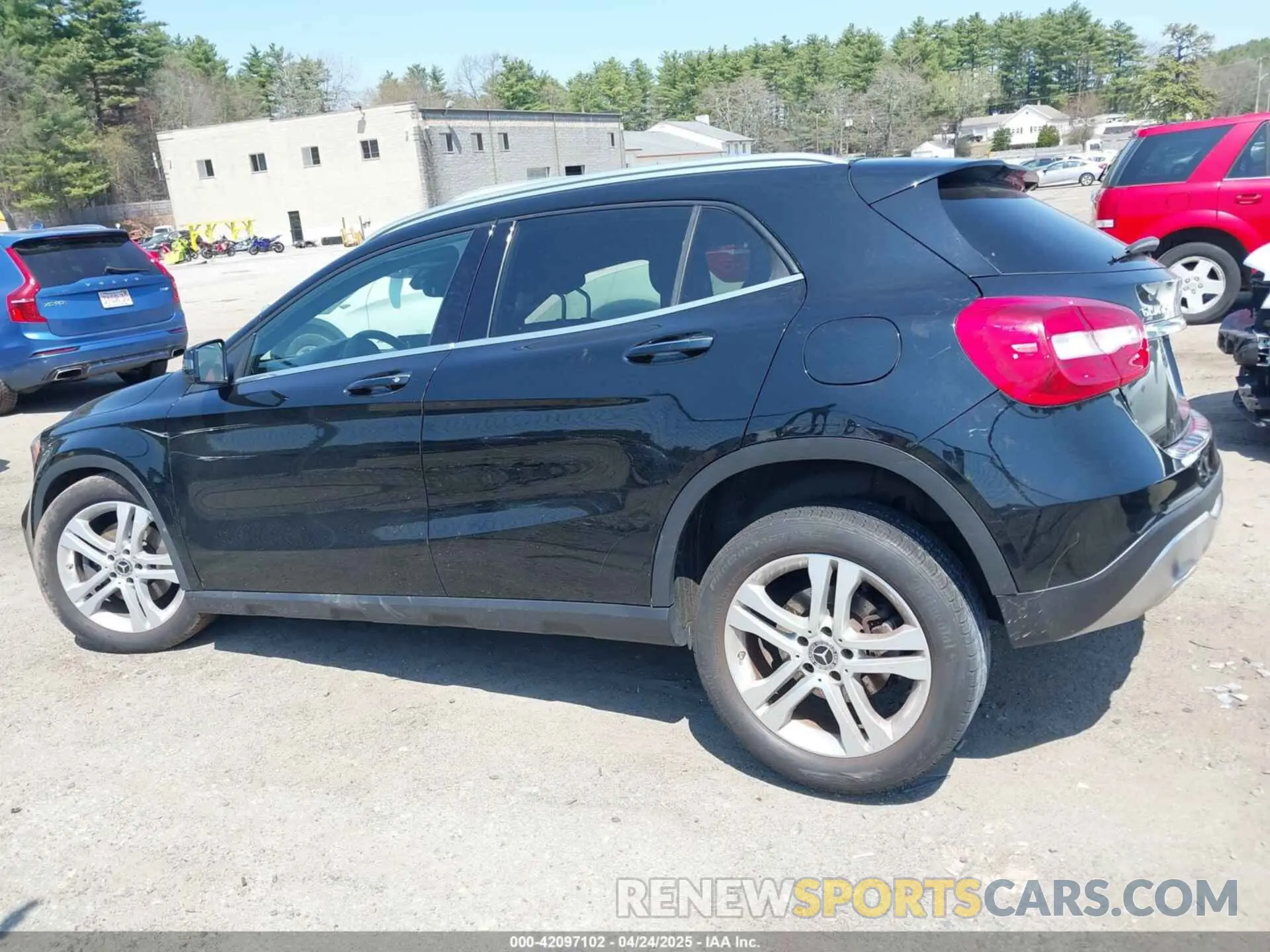 15 Photograph of a damaged car WDCTG4GB2KU016861 MERCEDES-BENZ GLA 250 2019