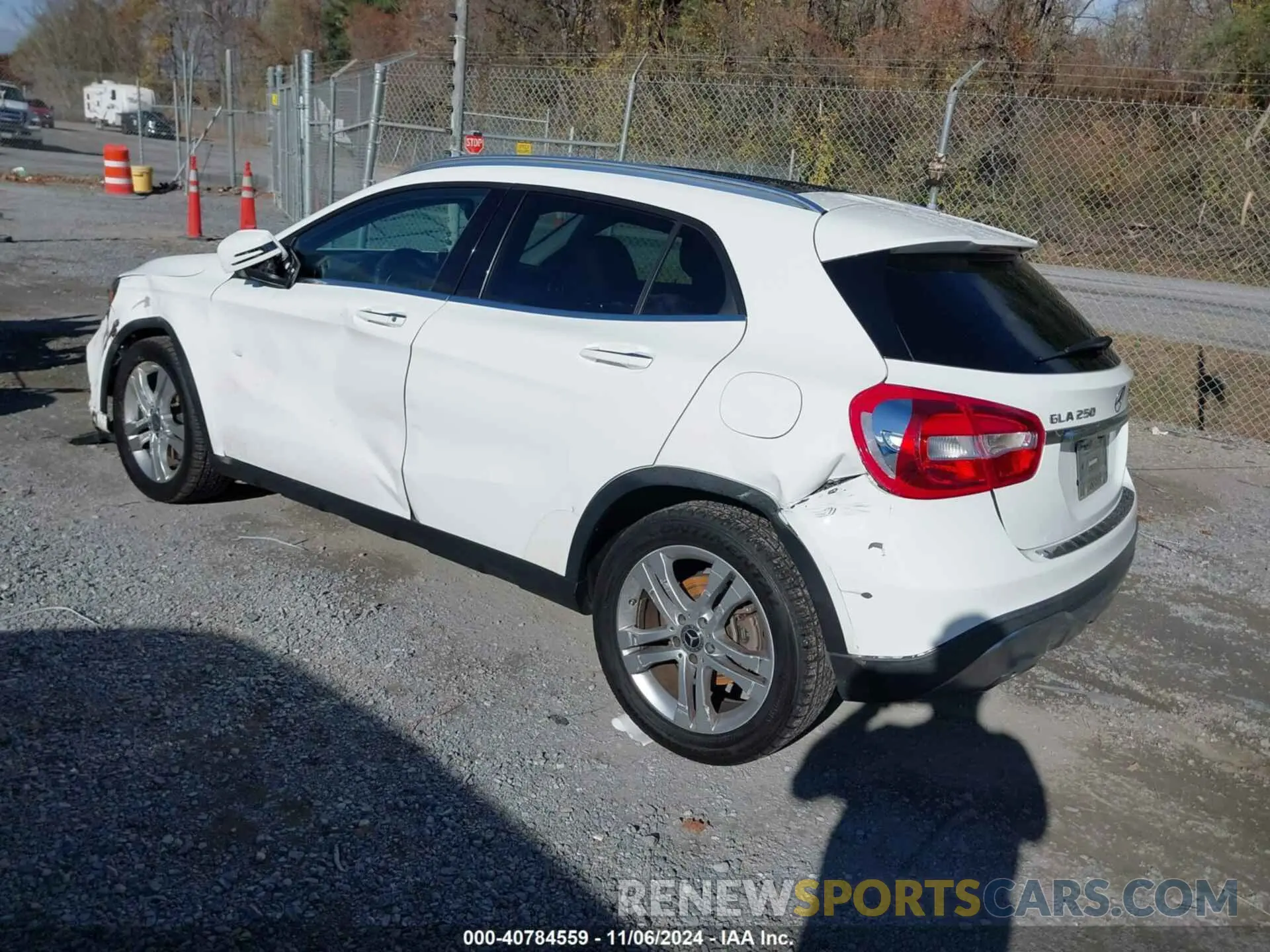 3 Photograph of a damaged car WDCTG4GB4KU007787 MERCEDES-BENZ GLA 250 2019