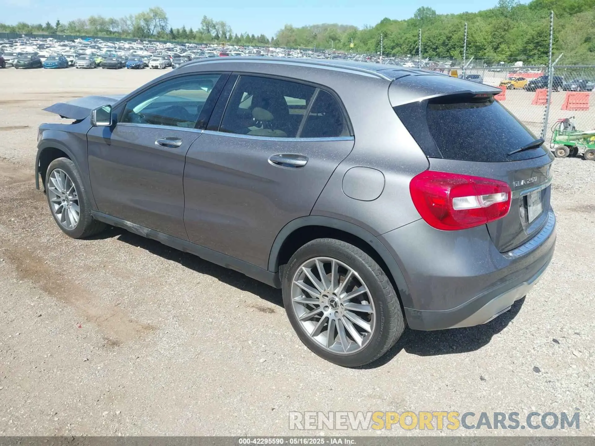 3 Photograph of a damaged car WDCTG4GB5KJ543682 MERCEDES-BENZ GLA 250 2019