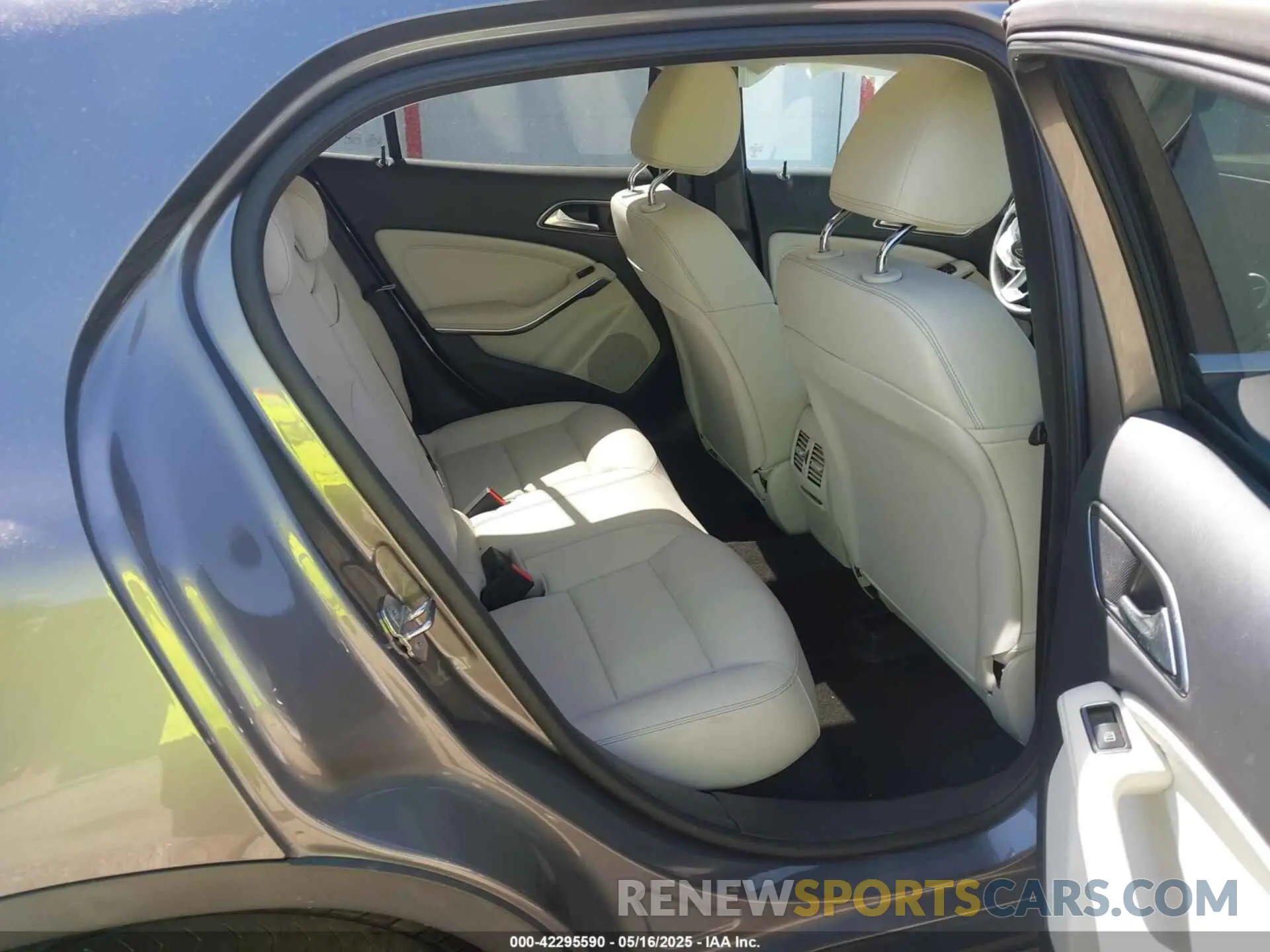 8 Photograph of a damaged car WDCTG4GB5KJ543682 MERCEDES-BENZ GLA 250 2019