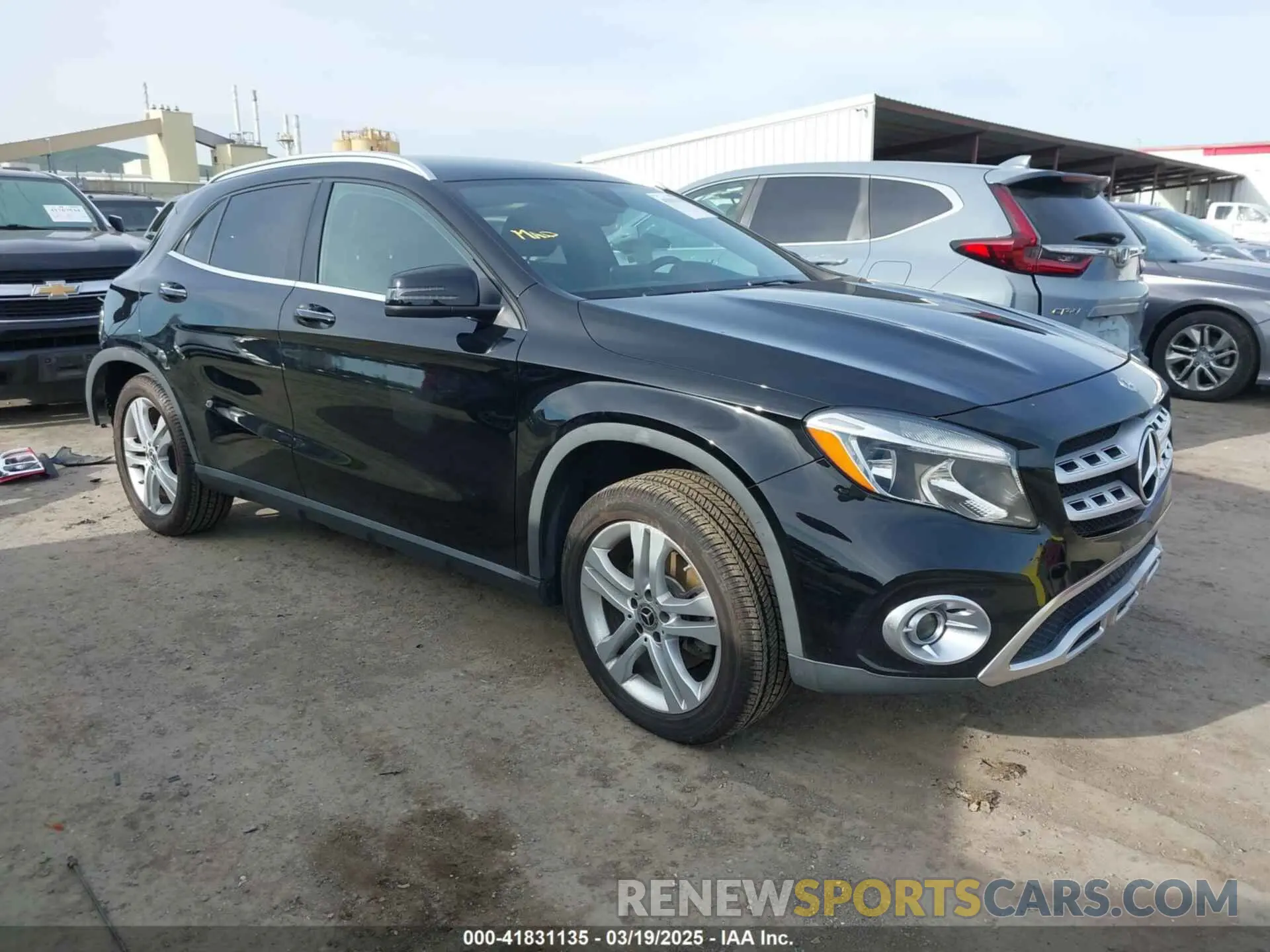 1 Photograph of a damaged car WDCTG4GB5KJ552169 MERCEDES-BENZ GLA 250 2019