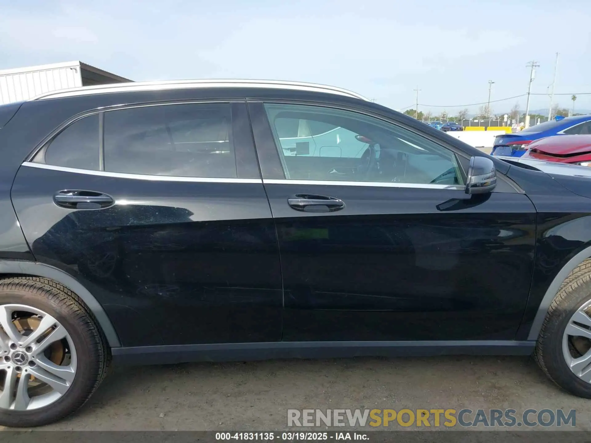 14 Photograph of a damaged car WDCTG4GB5KJ552169 MERCEDES-BENZ GLA 250 2019
