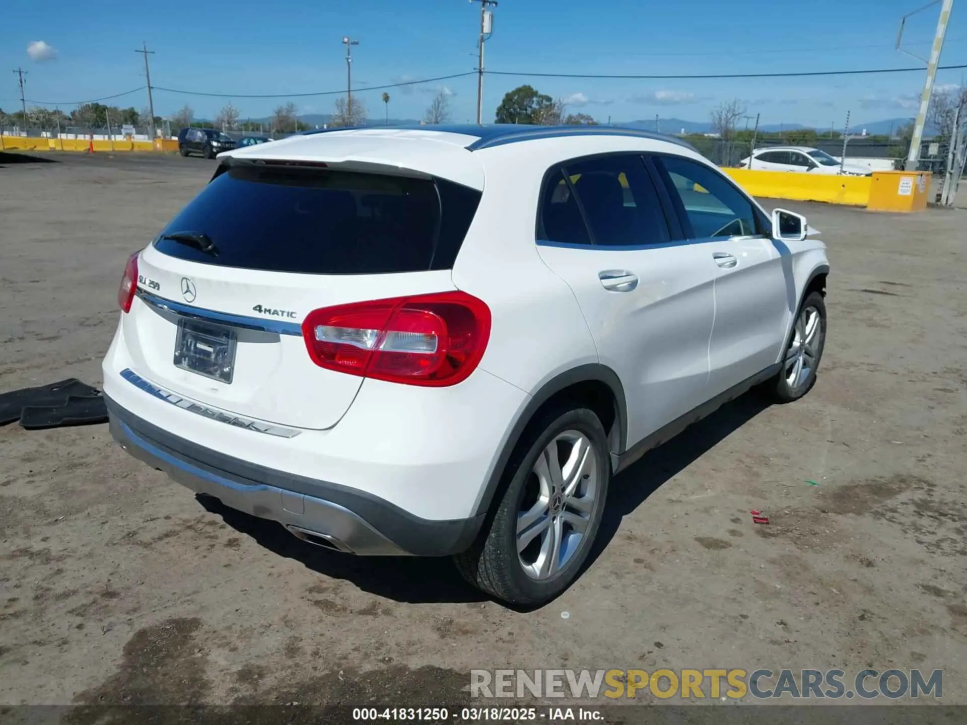 4 Photograph of a damaged car WDCTG4GB9KU013021 MERCEDES-BENZ GLA 250 2019