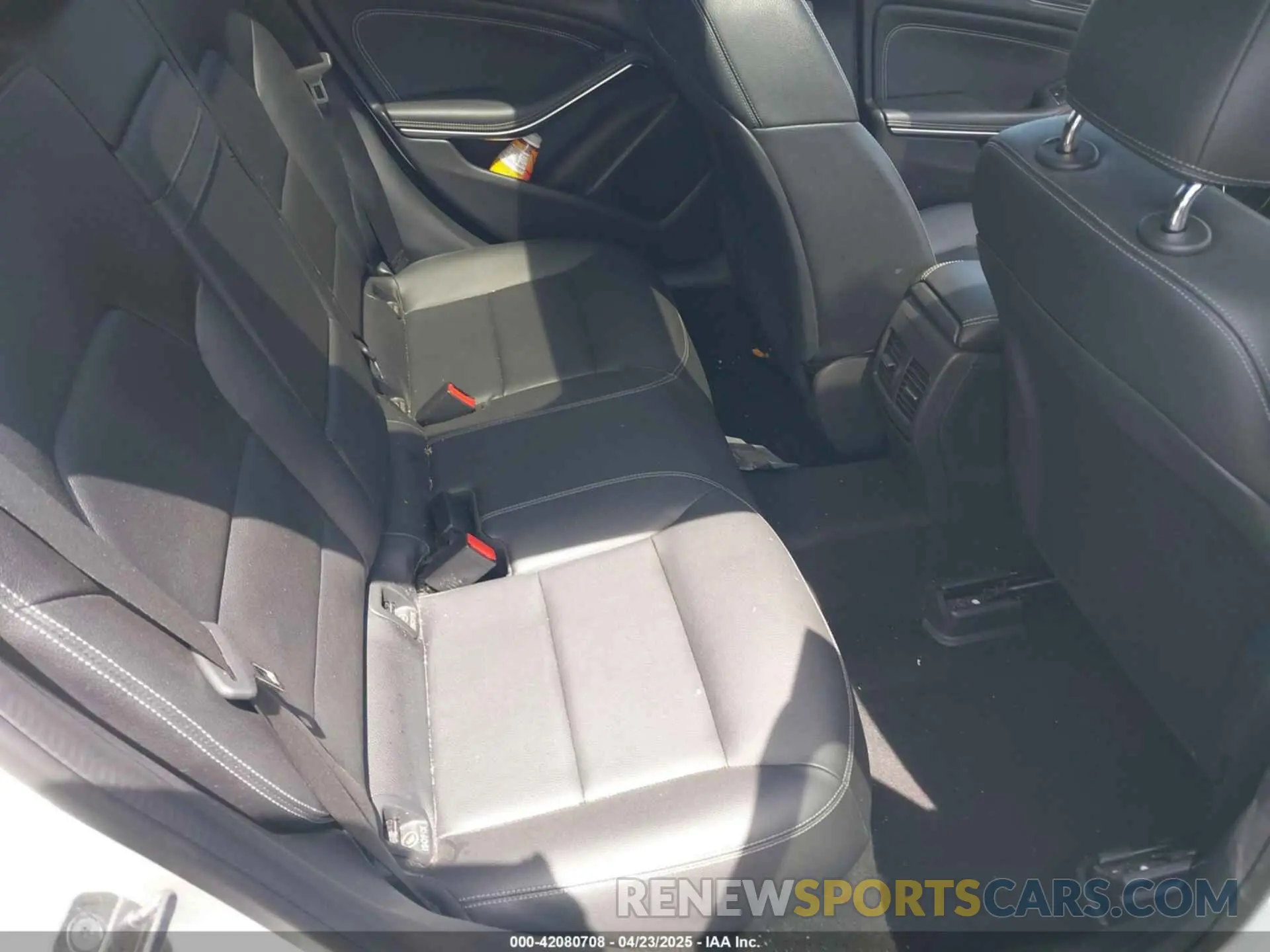 8 Photograph of a damaged car WDCTG4GB9KU019398 MERCEDES-BENZ GLA 250 2019