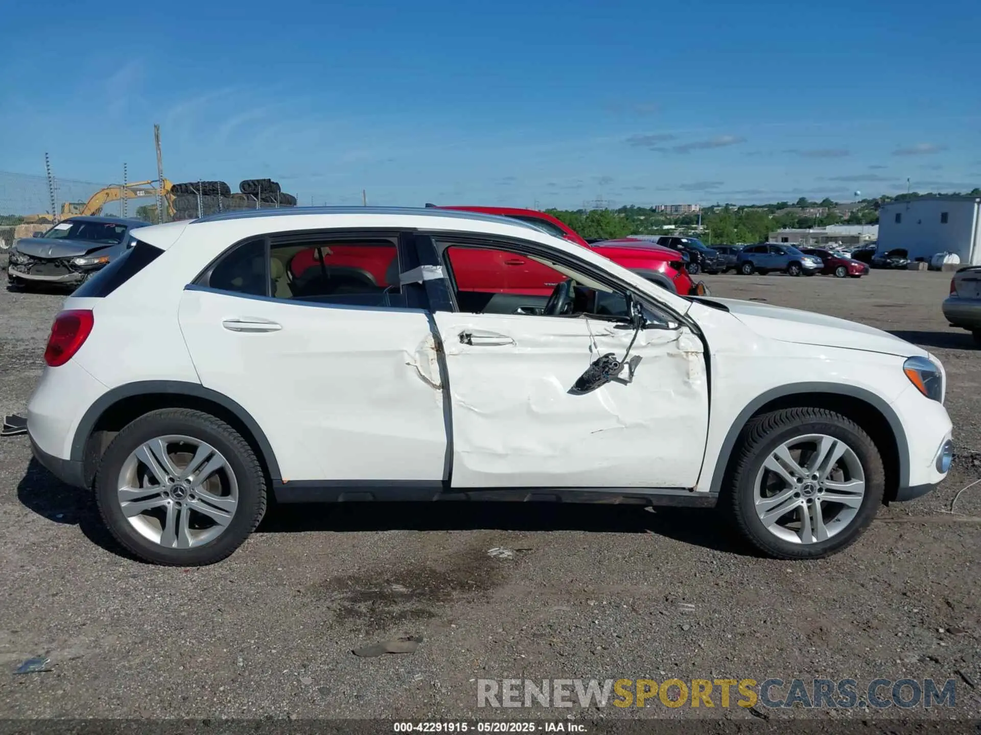 12 Photograph of a damaged car WDCTG4GBXKU003890 MERCEDES-BENZ GLA 250 2019
