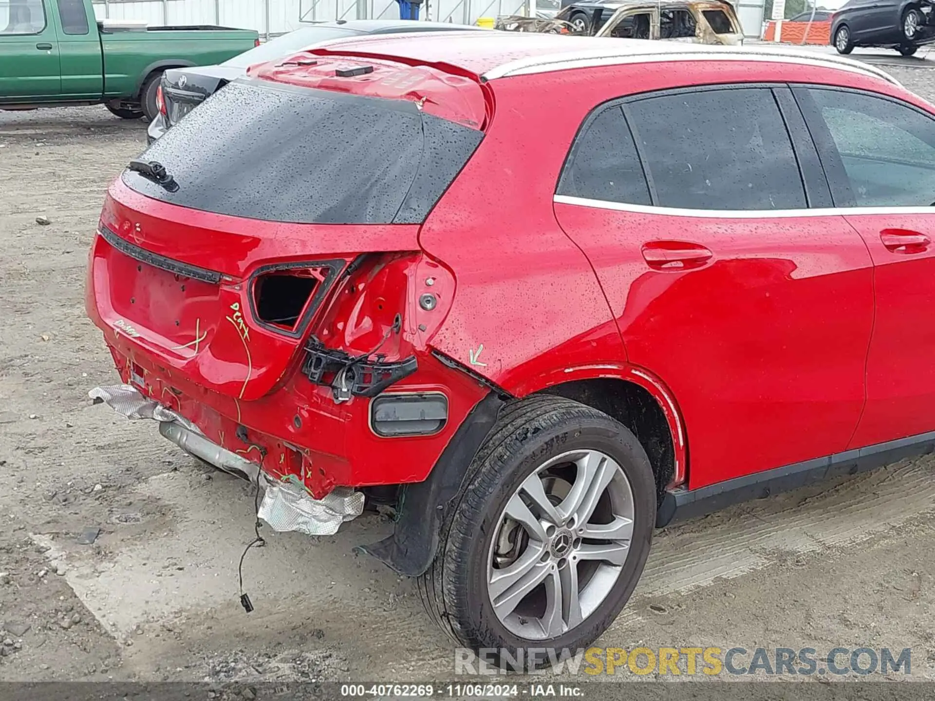 18 Photograph of a damaged car W1NTG4EB3LU029671 MERCEDES-BENZ GLA 250 2020