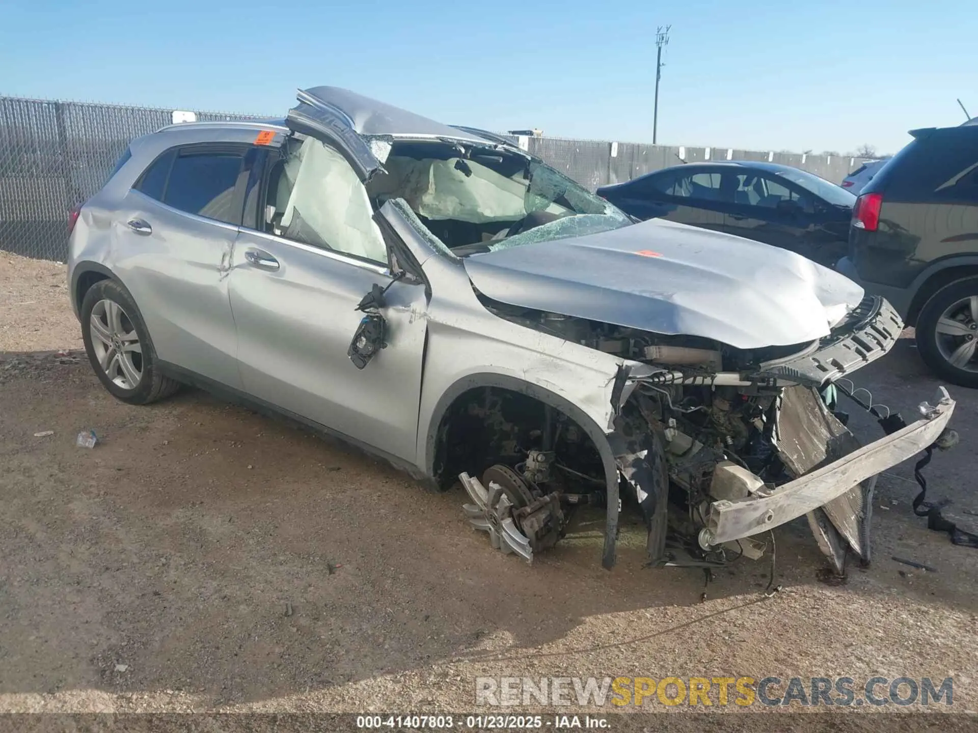 1 Photograph of a damaged car W1NTG4EB3LU040315 MERCEDES-BENZ GLA 250 2020