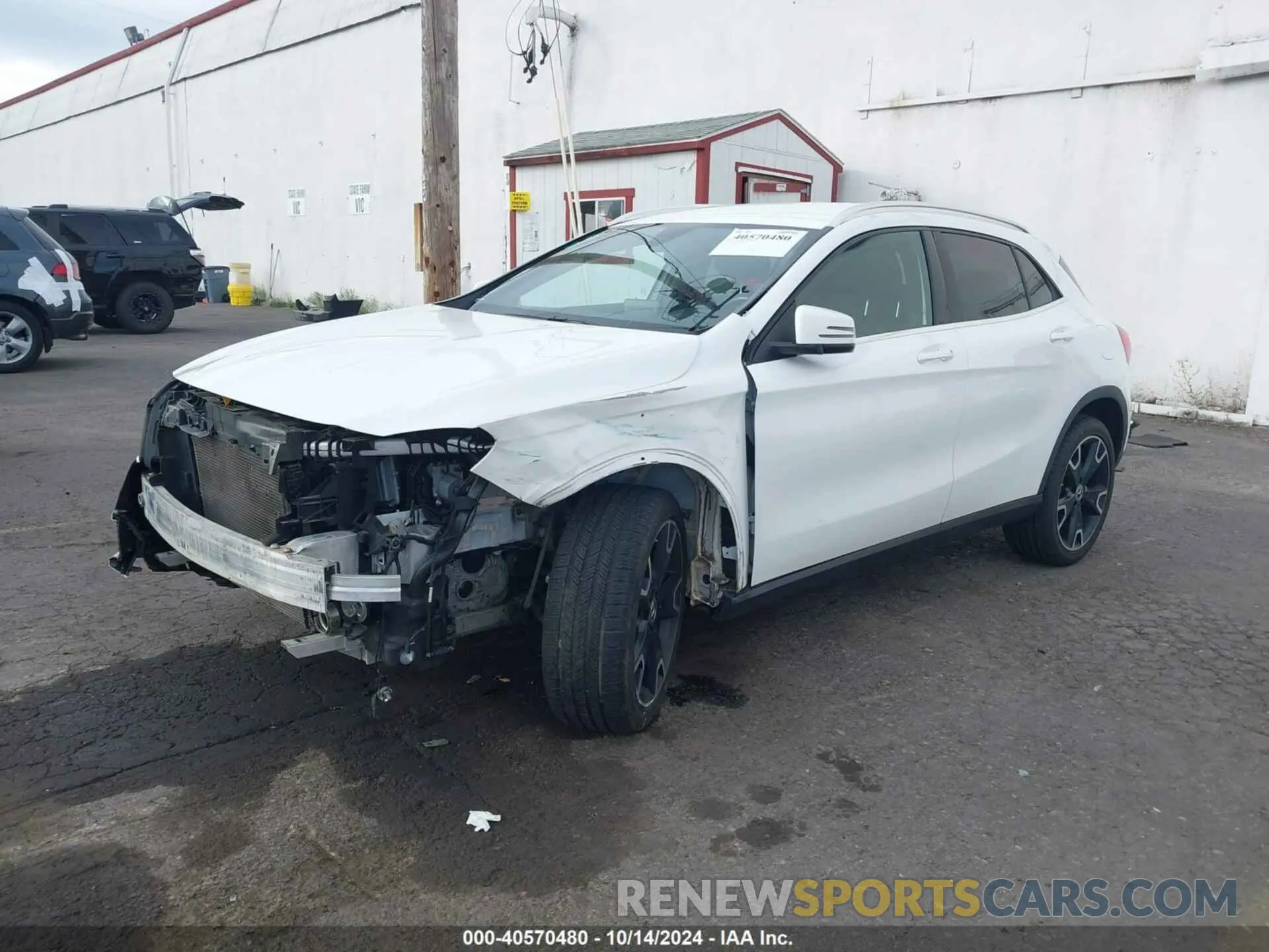 2 Photograph of a damaged car W1NTG4EB6LU040406 MERCEDES-BENZ GLA 250 2020