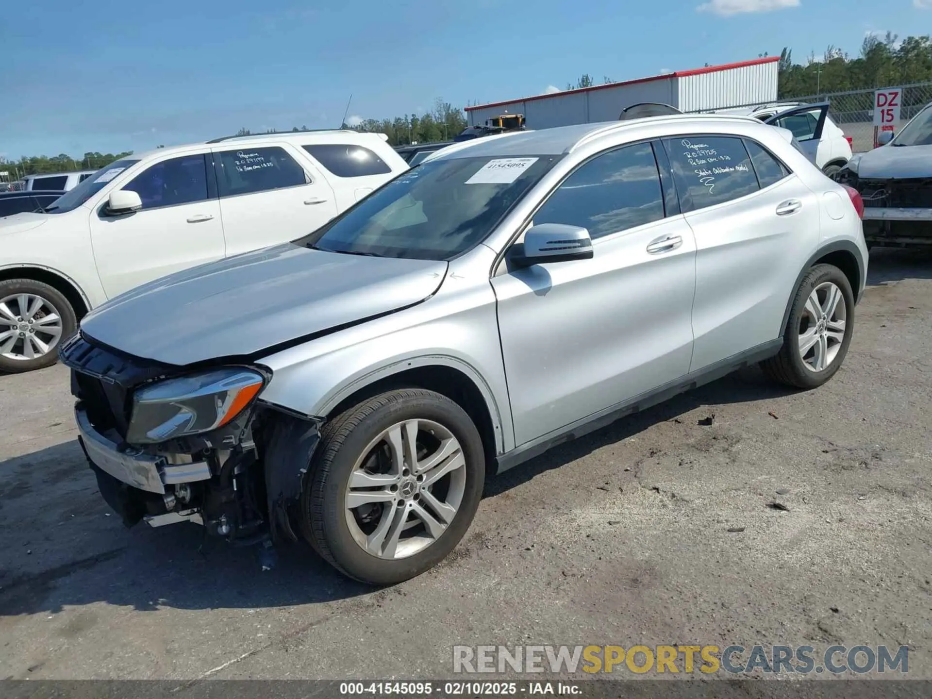 2 Photograph of a damaged car WDCTG4EB1LU028729 MERCEDES-BENZ GLA 250 2020