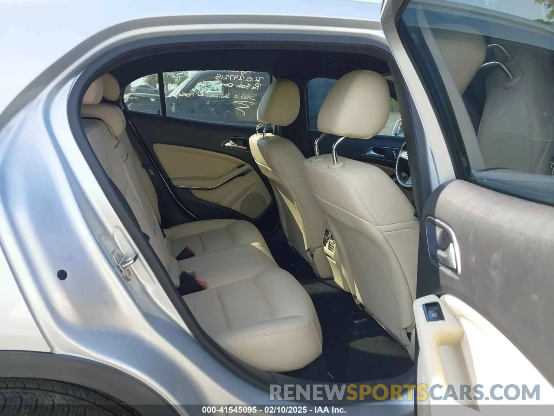 8 Photograph of a damaged car WDCTG4EB1LU028729 MERCEDES-BENZ GLA 250 2020
