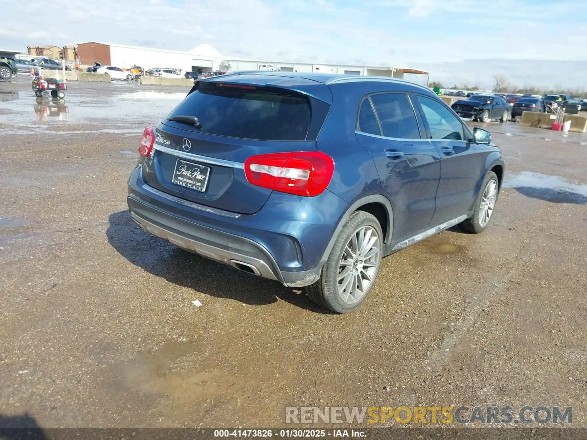 4 Photograph of a damaged car WDCTG4EB5LJ649439 MERCEDES-BENZ GLA 250 2020