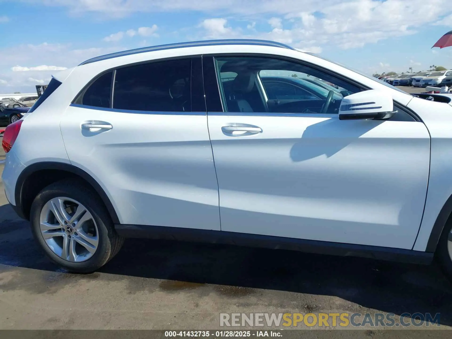 13 Photograph of a damaged car WDCTG4EB5LU023839 MERCEDES-BENZ GLA 250 2020