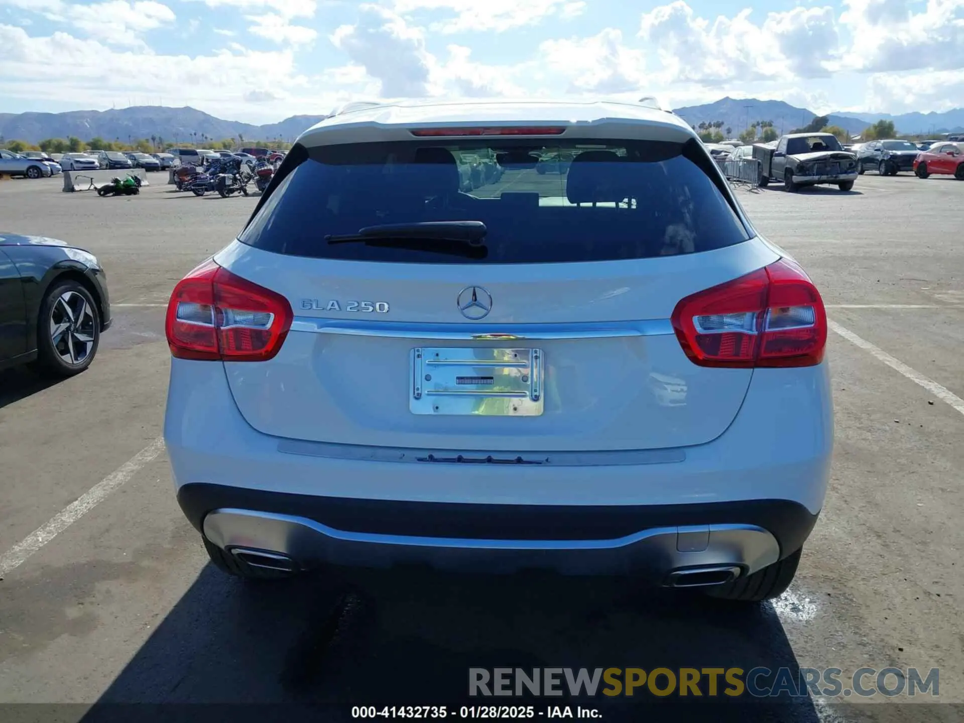 16 Photograph of a damaged car WDCTG4EB5LU023839 MERCEDES-BENZ GLA 250 2020