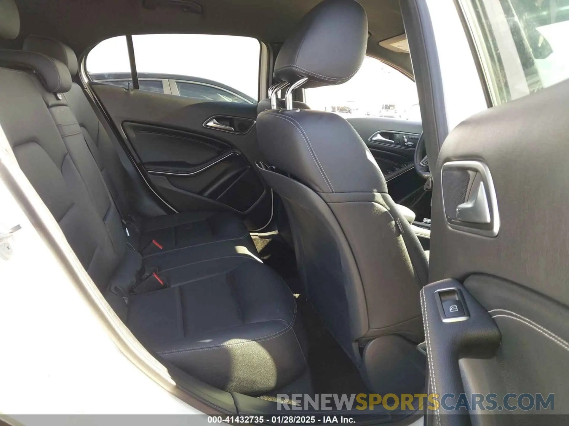 8 Photograph of a damaged car WDCTG4EB5LU023839 MERCEDES-BENZ GLA 250 2020
