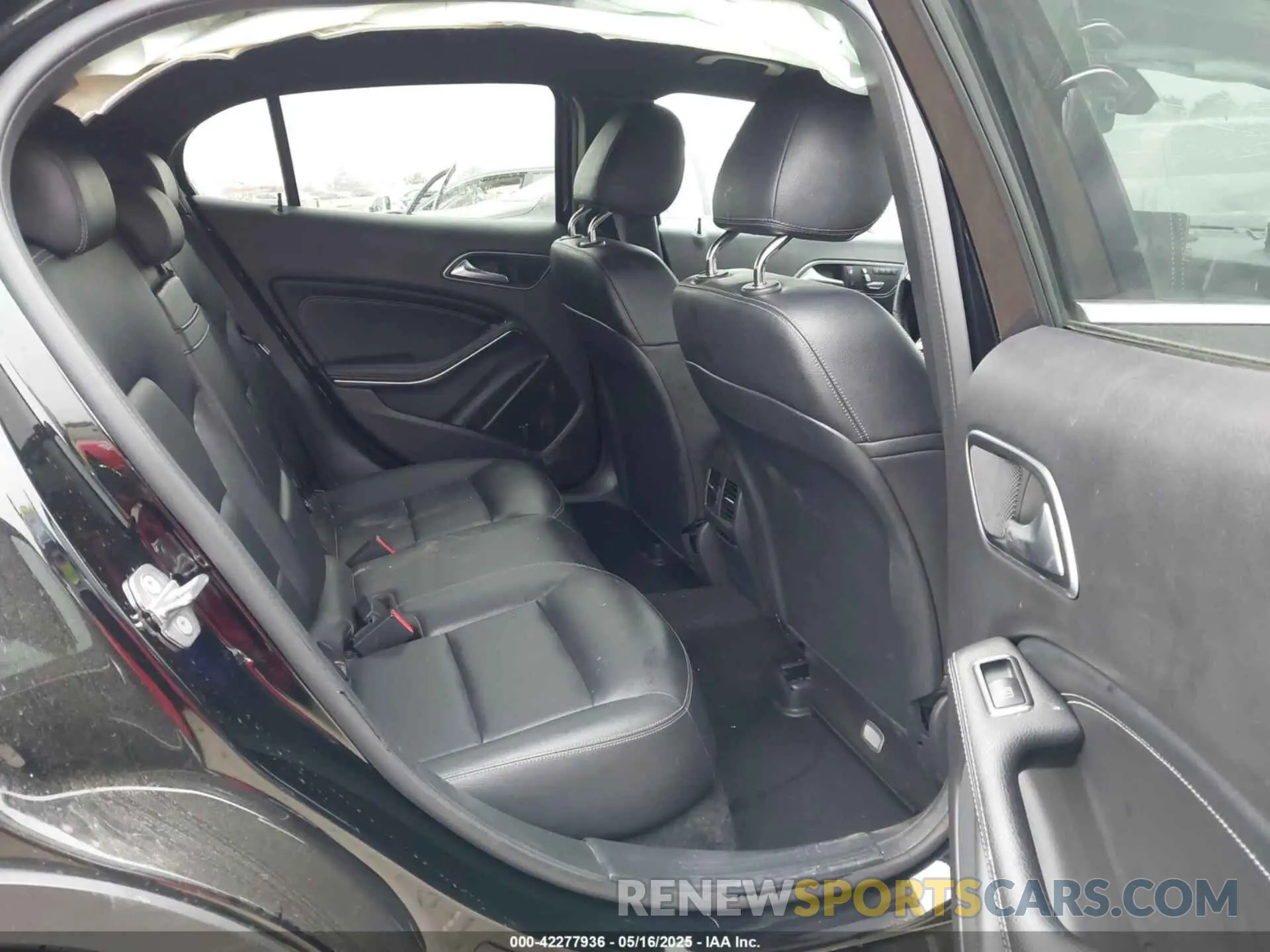 8 Photograph of a damaged car WDCTG4EB7LJ649622 MERCEDES-BENZ GLA 250 2020