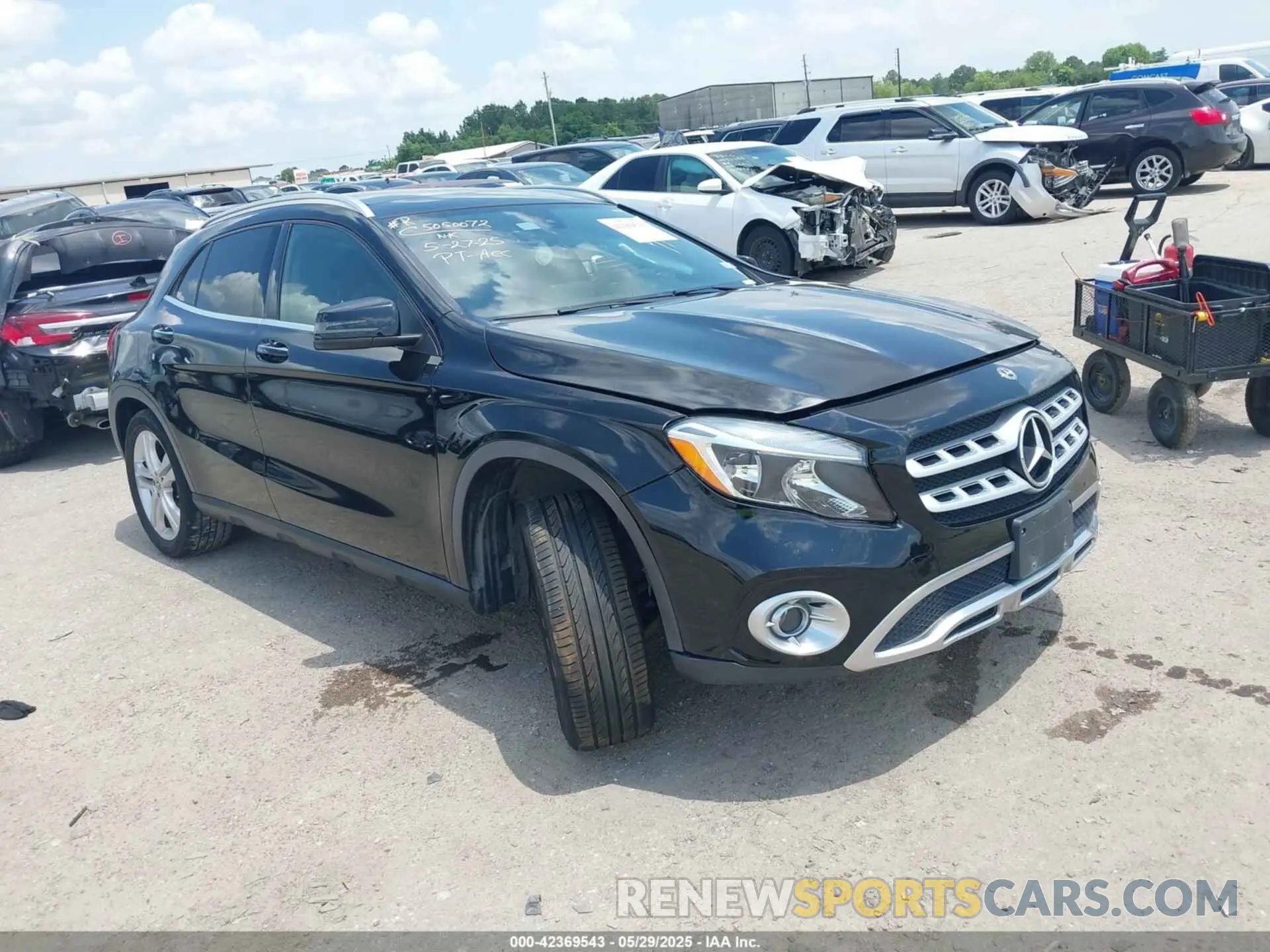 1 Photograph of a damaged car WDCTG4EB9LJ649797 MERCEDES-BENZ GLA 250 2020