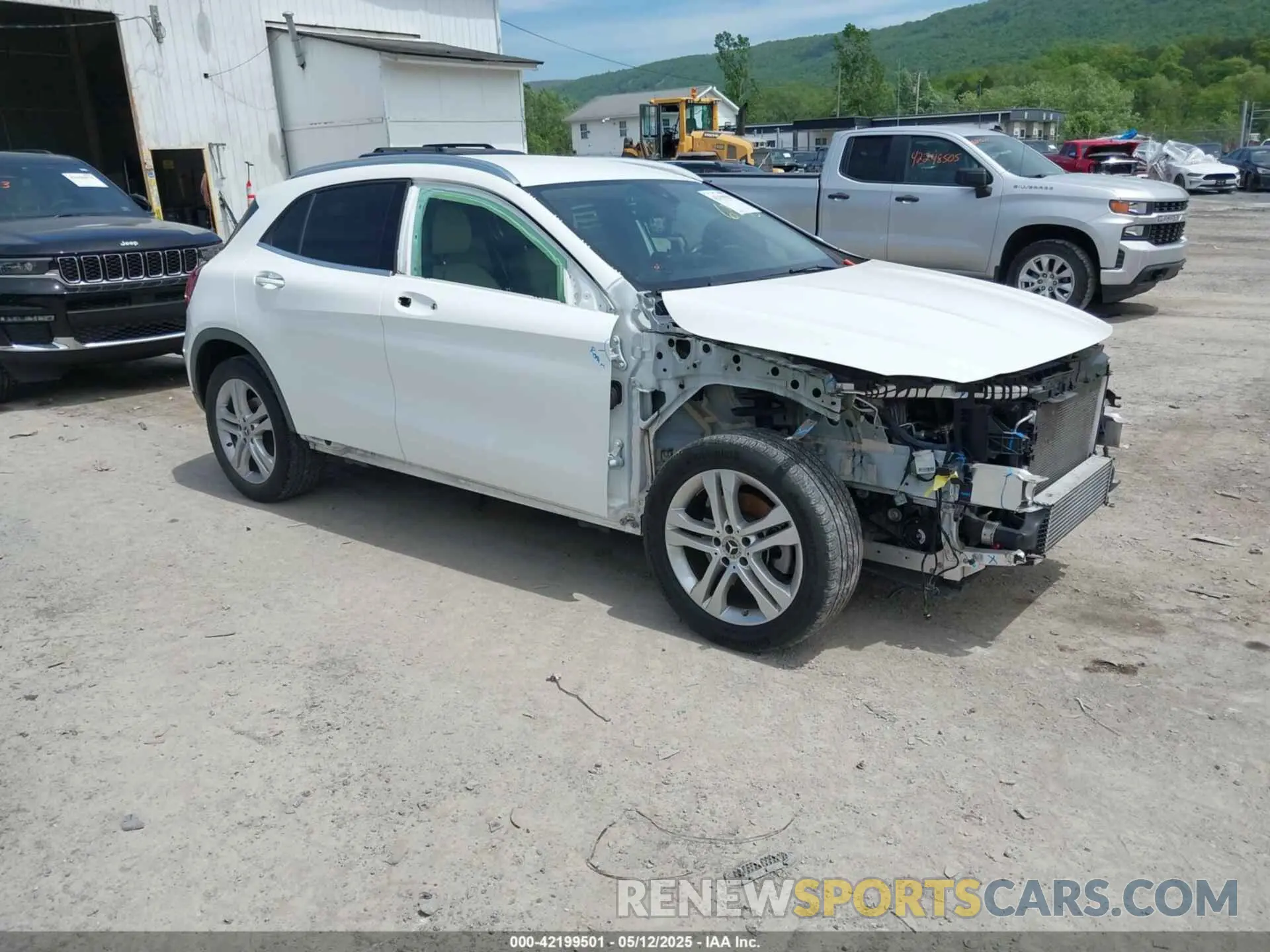 1 Photograph of a damaged car WDCTG4GB0LU026595 MERCEDES-BENZ GLA 250 2020