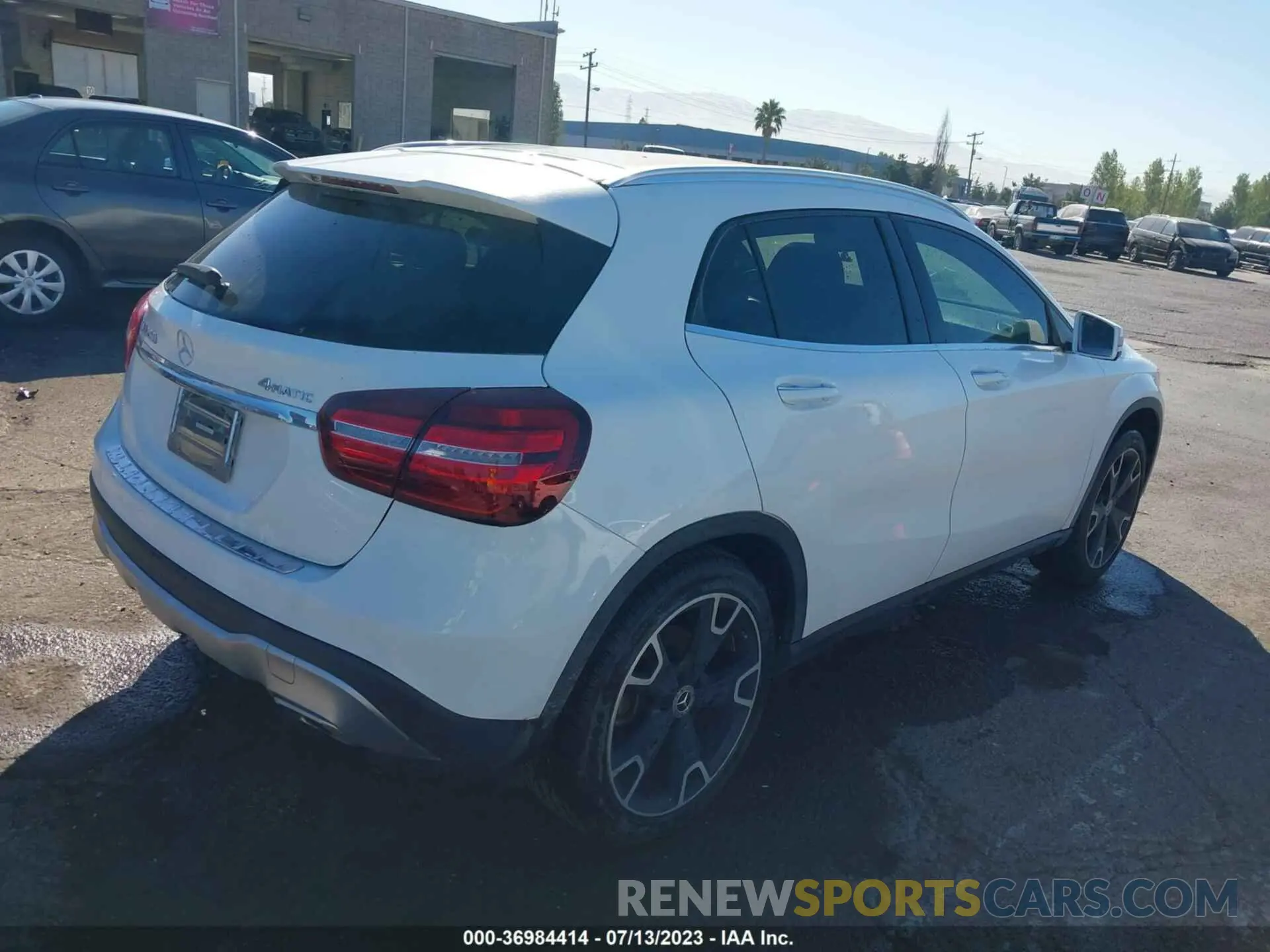 4 Photograph of a damaged car WDCTG4GB1LU022698 MERCEDES-BENZ GLA 250 2020