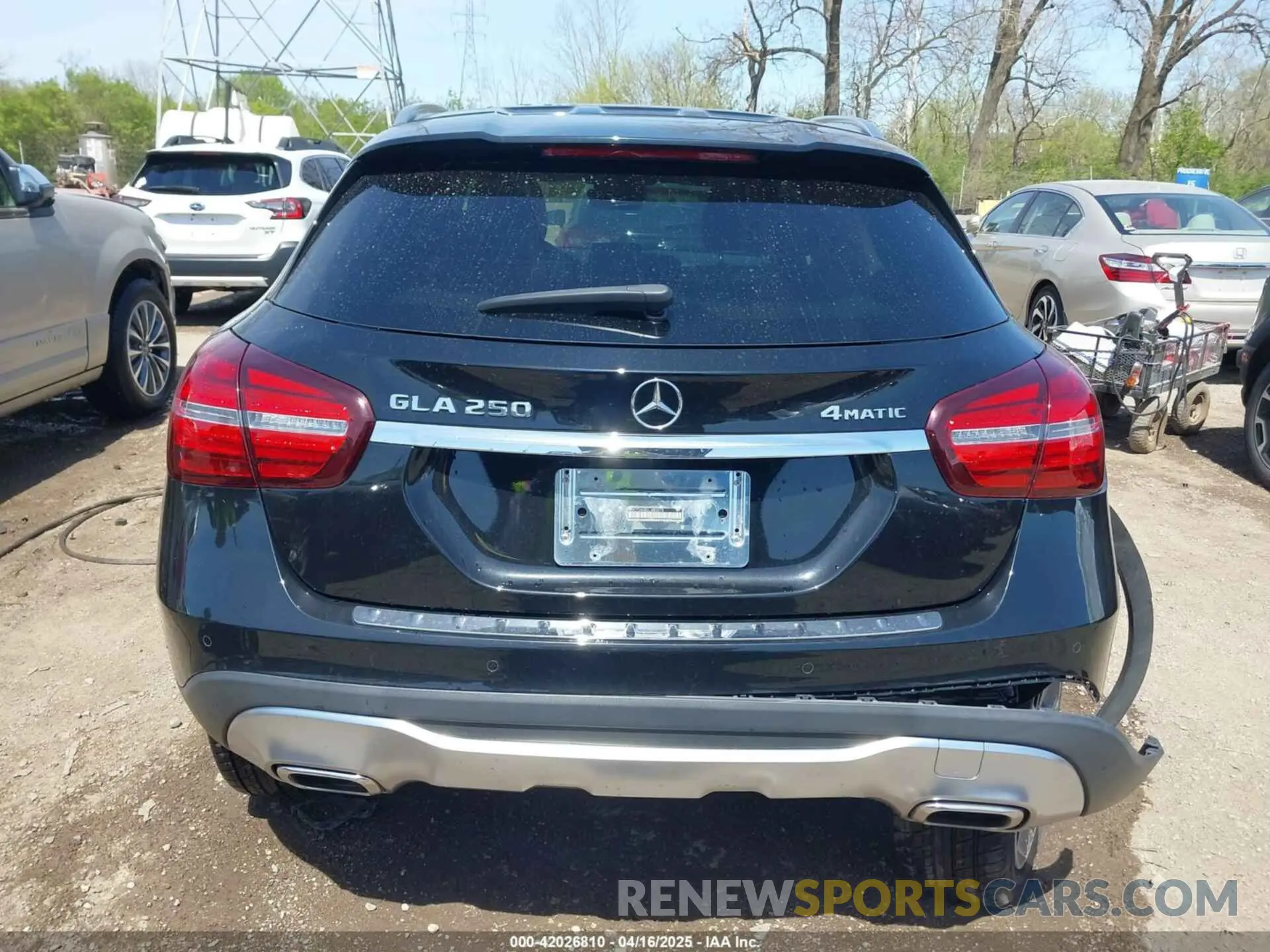 16 Photograph of a damaged car WDCTG4GB2LJ663215 MERCEDES-BENZ GLA 250 2020