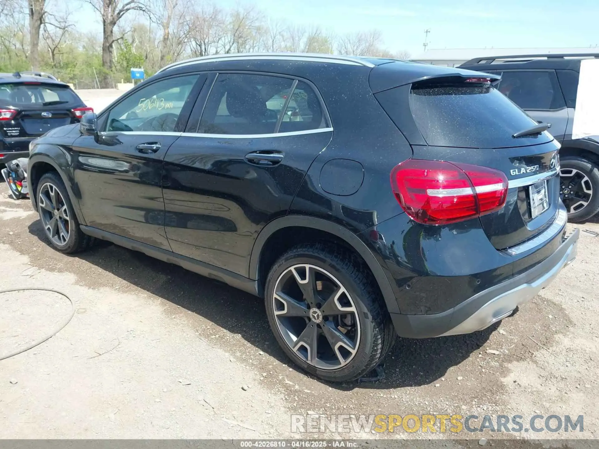 3 Photograph of a damaged car WDCTG4GB2LJ663215 MERCEDES-BENZ GLA 250 2020