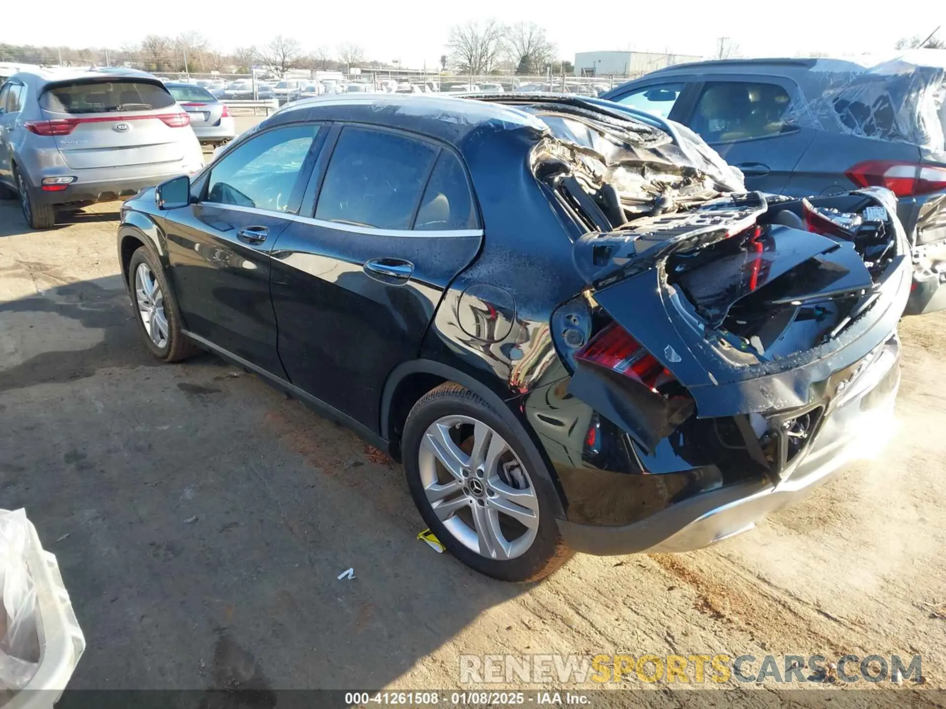 3 Photograph of a damaged car WDCTG4GB5LU027676 MERCEDES-BENZ GLA 250 2020