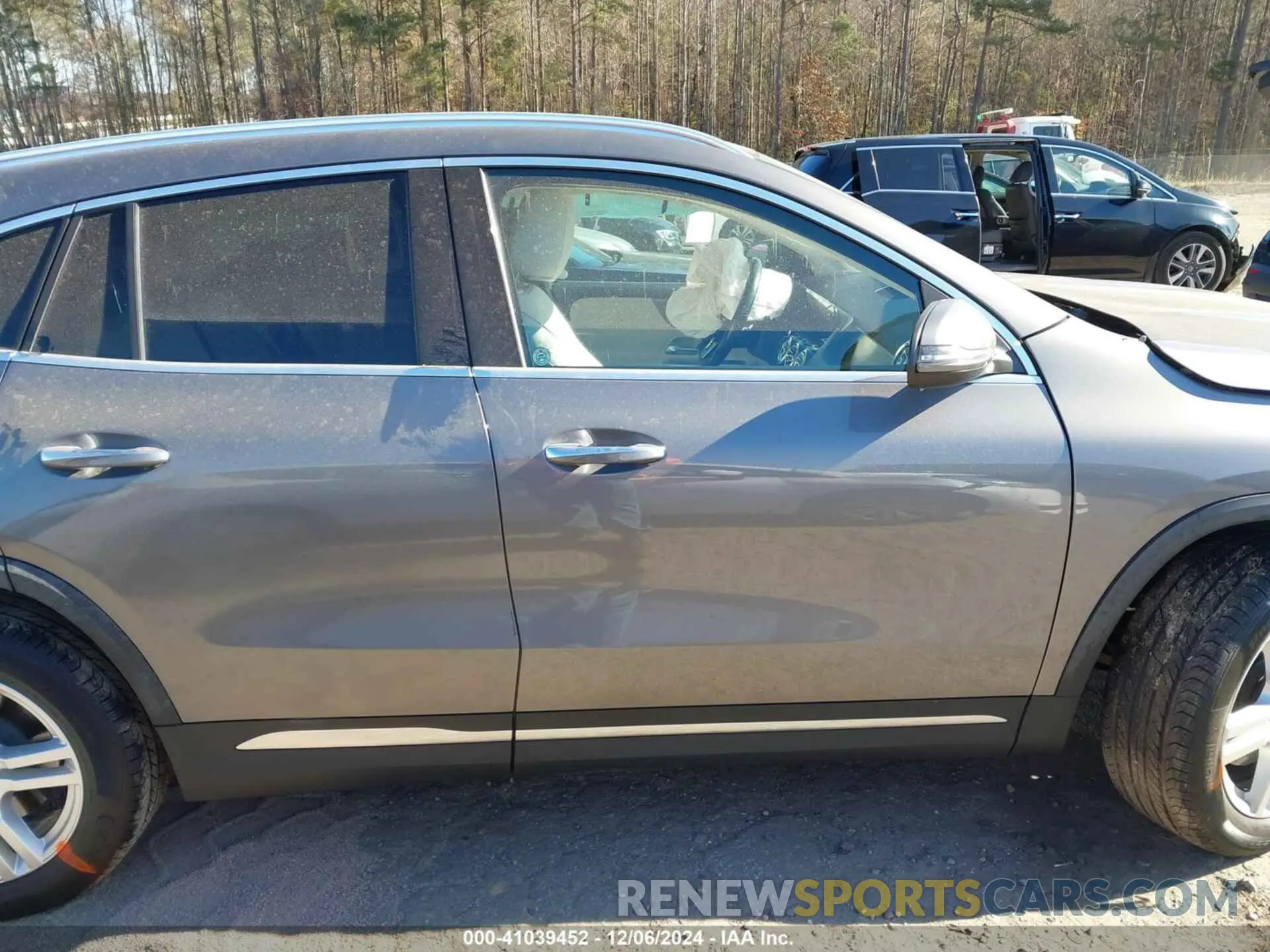 14 Photograph of a damaged car W1N4N4GB0MJ256391 MERCEDES-BENZ GLA 250 2021