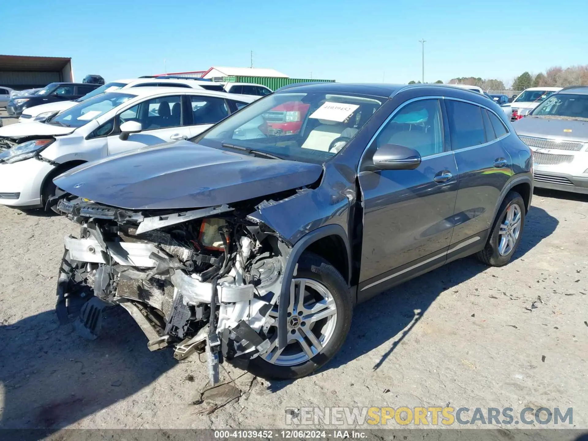 2 Photograph of a damaged car W1N4N4GB0MJ256391 MERCEDES-BENZ GLA 250 2021