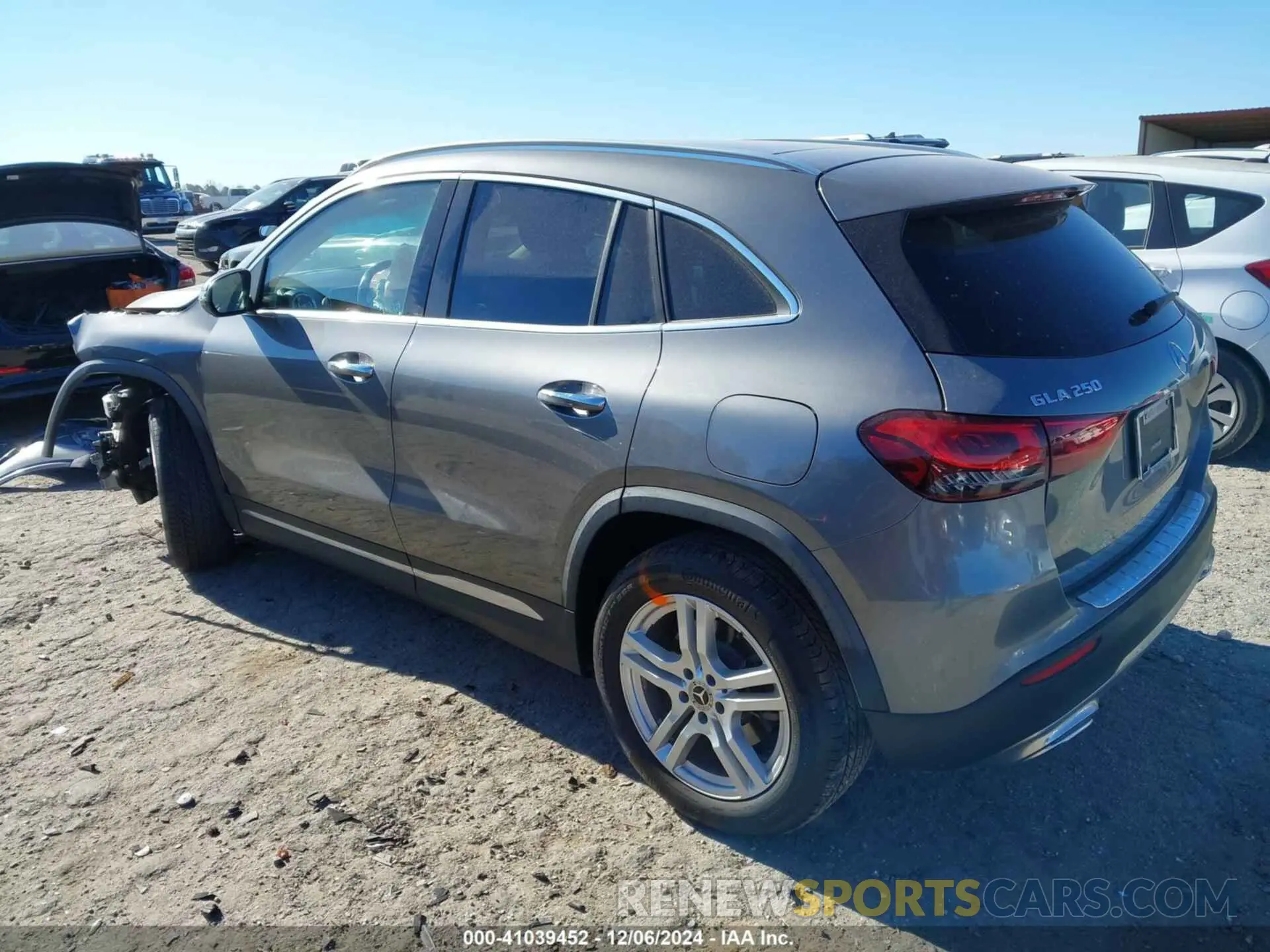 3 Photograph of a damaged car W1N4N4GB0MJ256391 MERCEDES-BENZ GLA 250 2021