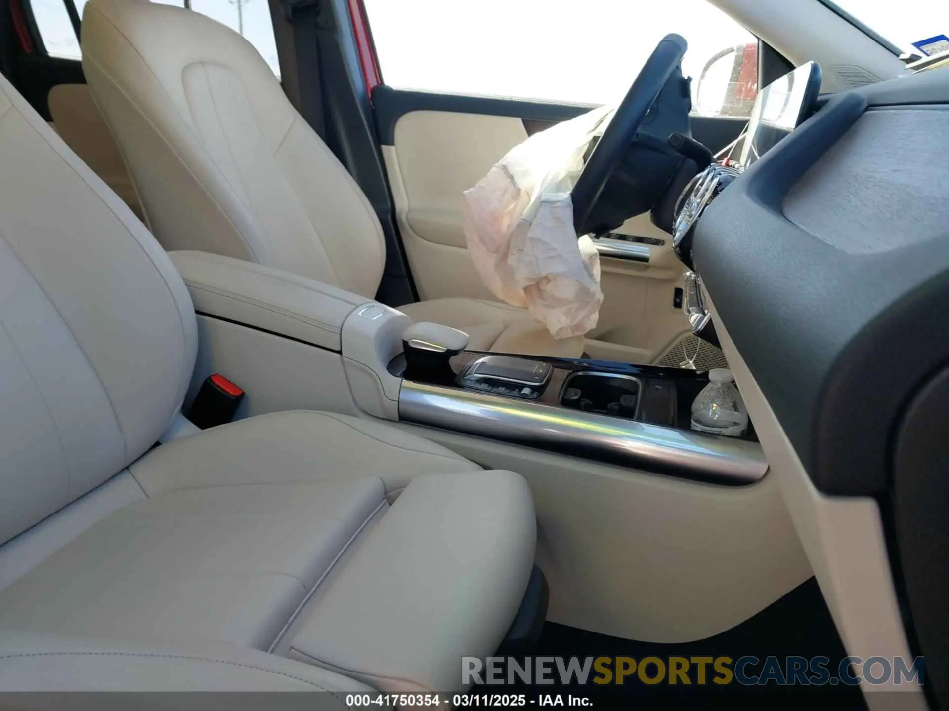5 Photograph of a damaged car W1N4N4GB2MJ209699 MERCEDES-BENZ GLA 250 2021