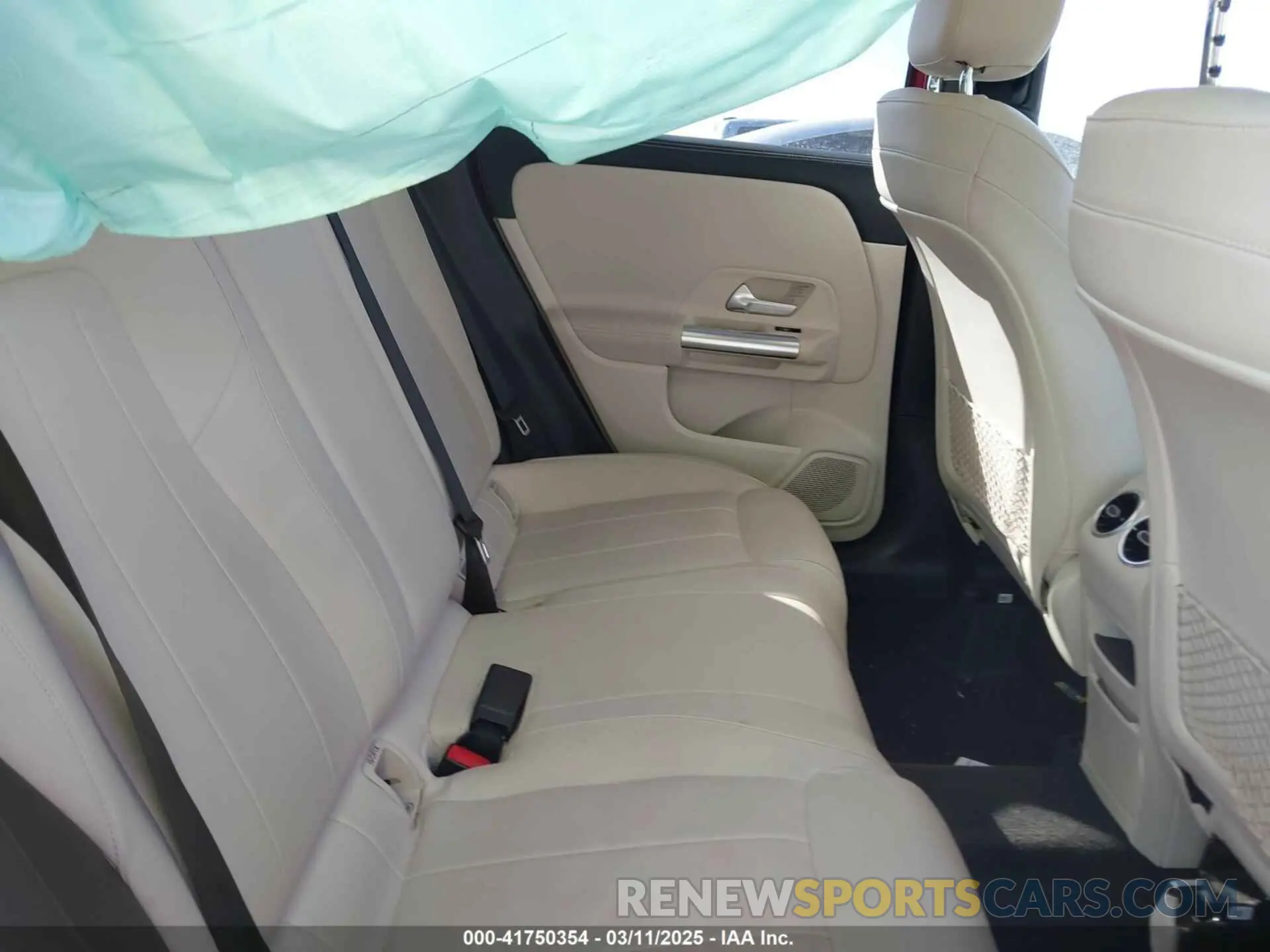 8 Photograph of a damaged car W1N4N4GB2MJ209699 MERCEDES-BENZ GLA 250 2021