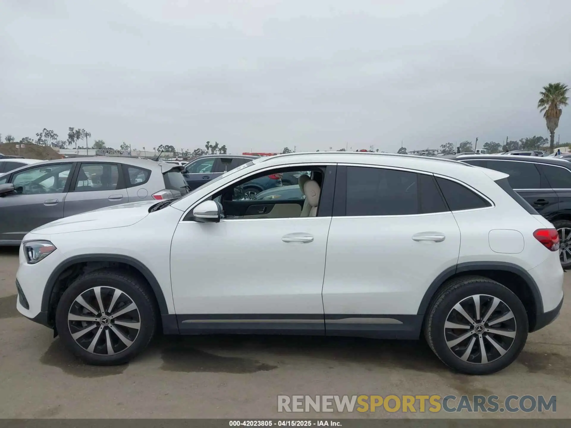 15 Photograph of a damaged car W1N4N4GB2MJ215938 MERCEDES-BENZ GLA 250 2021
