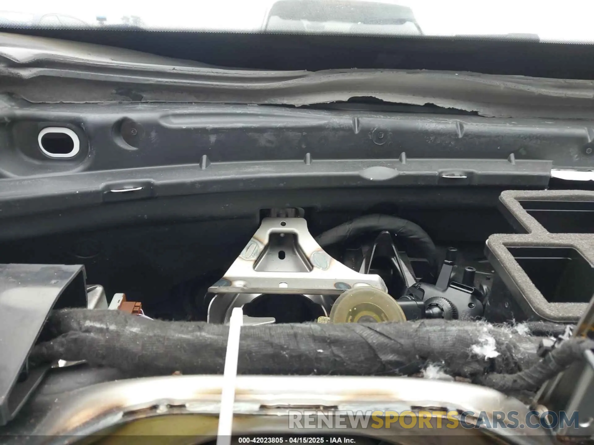 16 Photograph of a damaged car W1N4N4GB2MJ215938 MERCEDES-BENZ GLA 250 2021