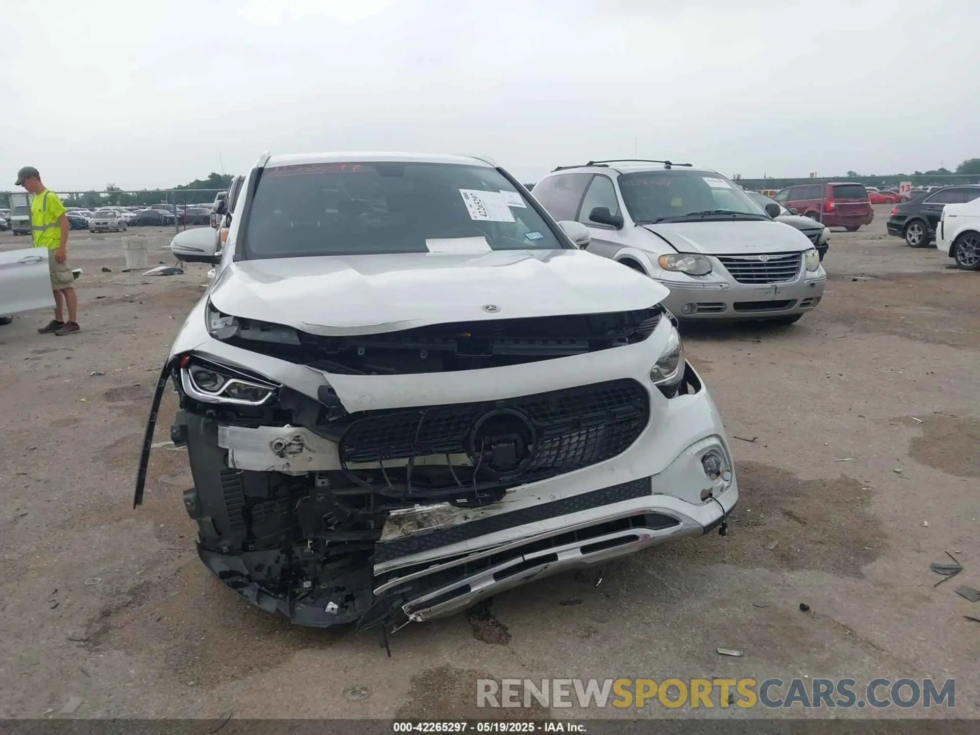 6 Photograph of a damaged car W1N4N4GB2MJ223117 MERCEDES-BENZ GLA 250 2021