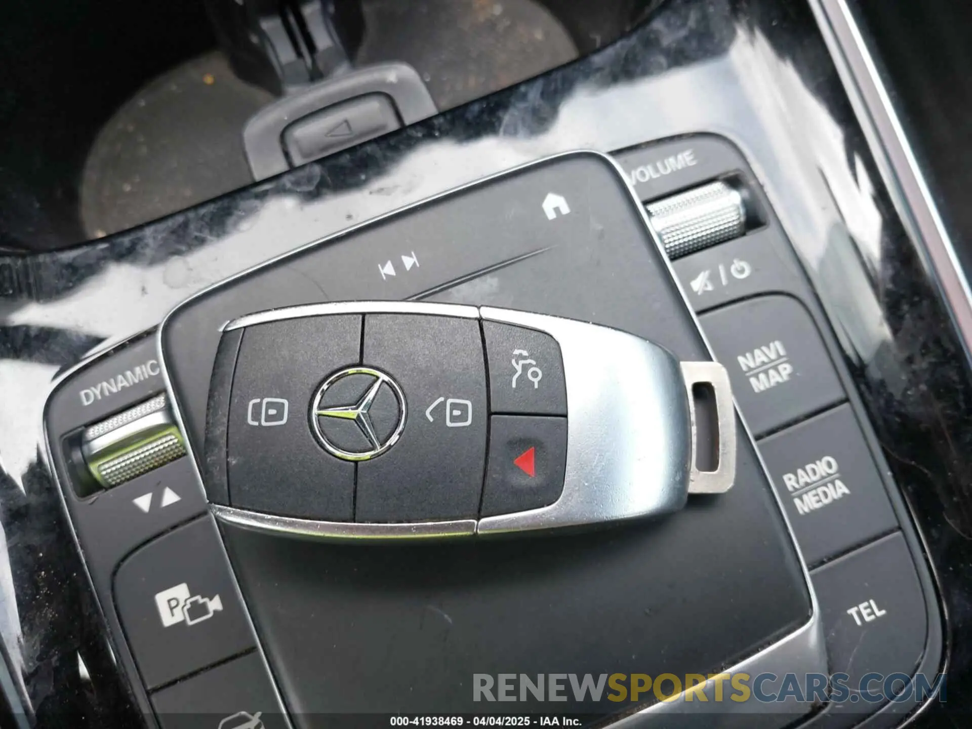11 Photograph of a damaged car W1N4N4GB3MJ166183 MERCEDES-BENZ GLA 250 2021