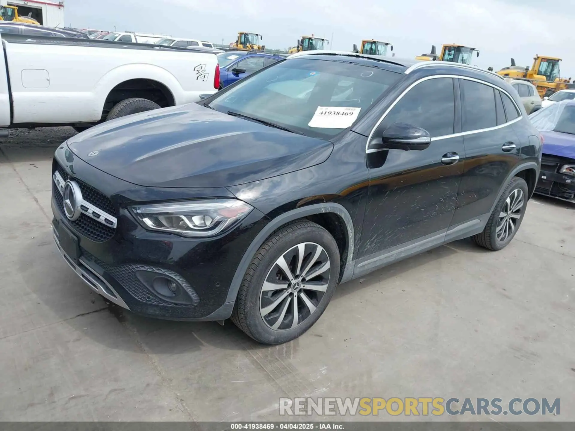 2 Photograph of a damaged car W1N4N4GB3MJ166183 MERCEDES-BENZ GLA 250 2021