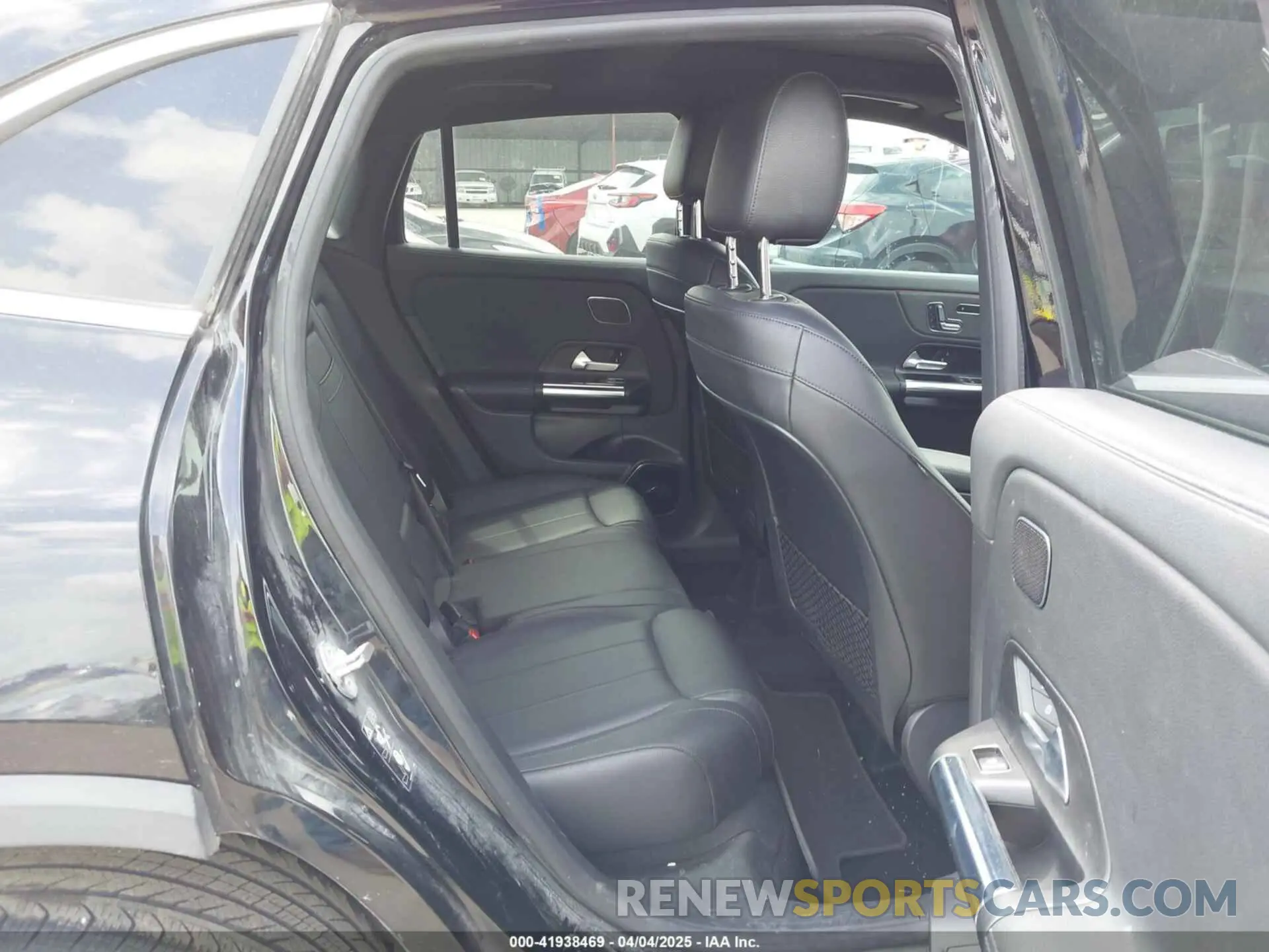 8 Photograph of a damaged car W1N4N4GB3MJ166183 MERCEDES-BENZ GLA 250 2021
