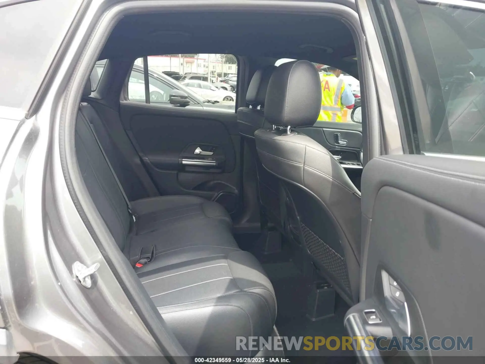 8 Photograph of a damaged car W1N4N4GB4MJ159632 MERCEDES-BENZ GLA 250 2021