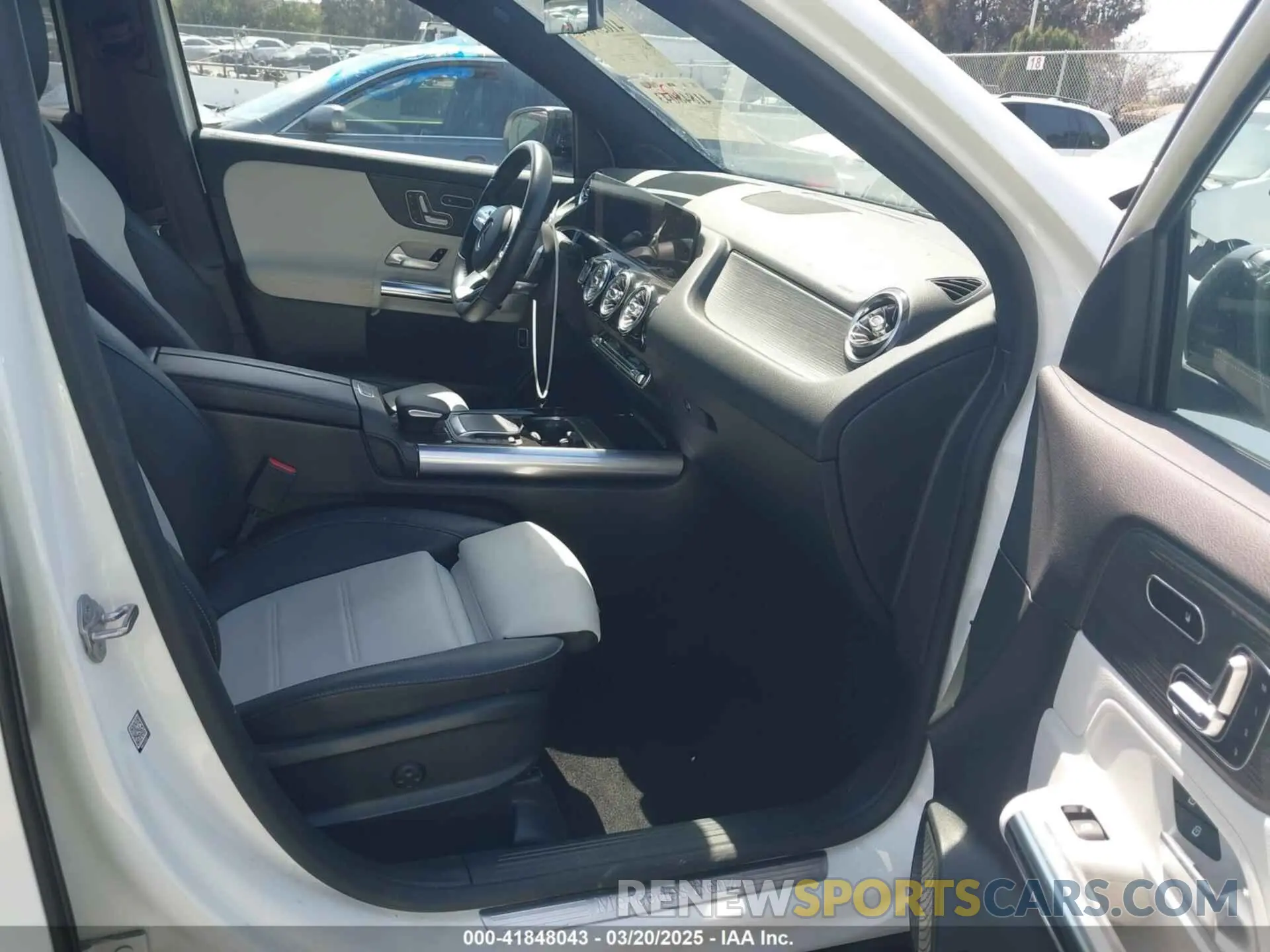 5 Photograph of a damaged car W1N4N4GB4MJ167939 MERCEDES-BENZ GLA 250 2021