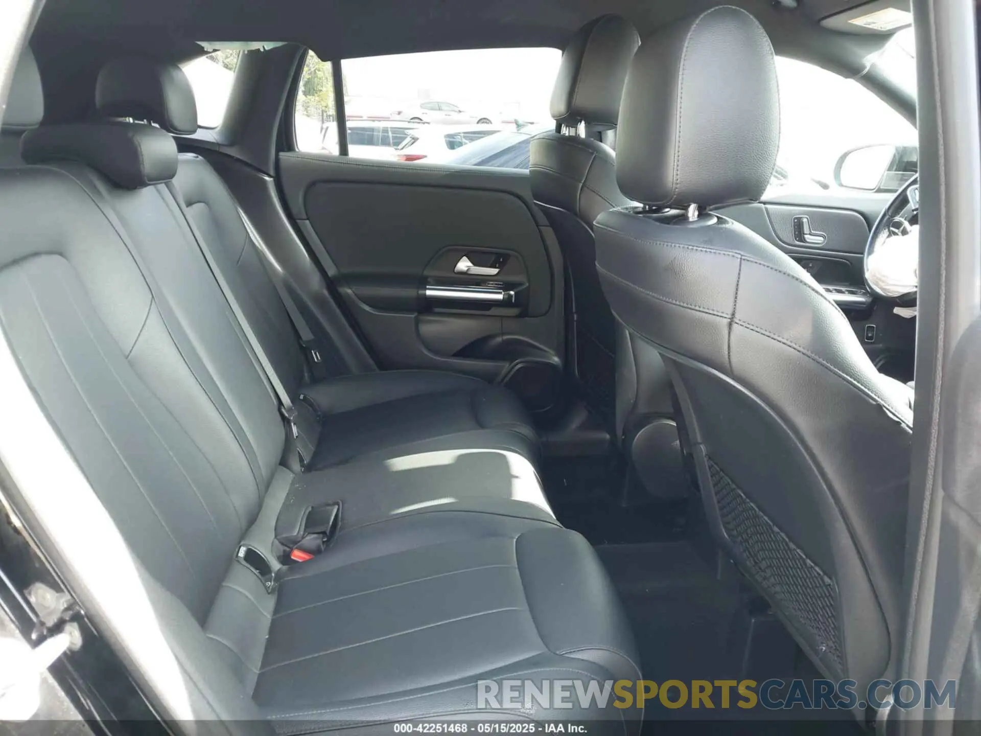 8 Photograph of a damaged car W1N4N4GB6MJ282039 MERCEDES-BENZ GLA 250 2021
