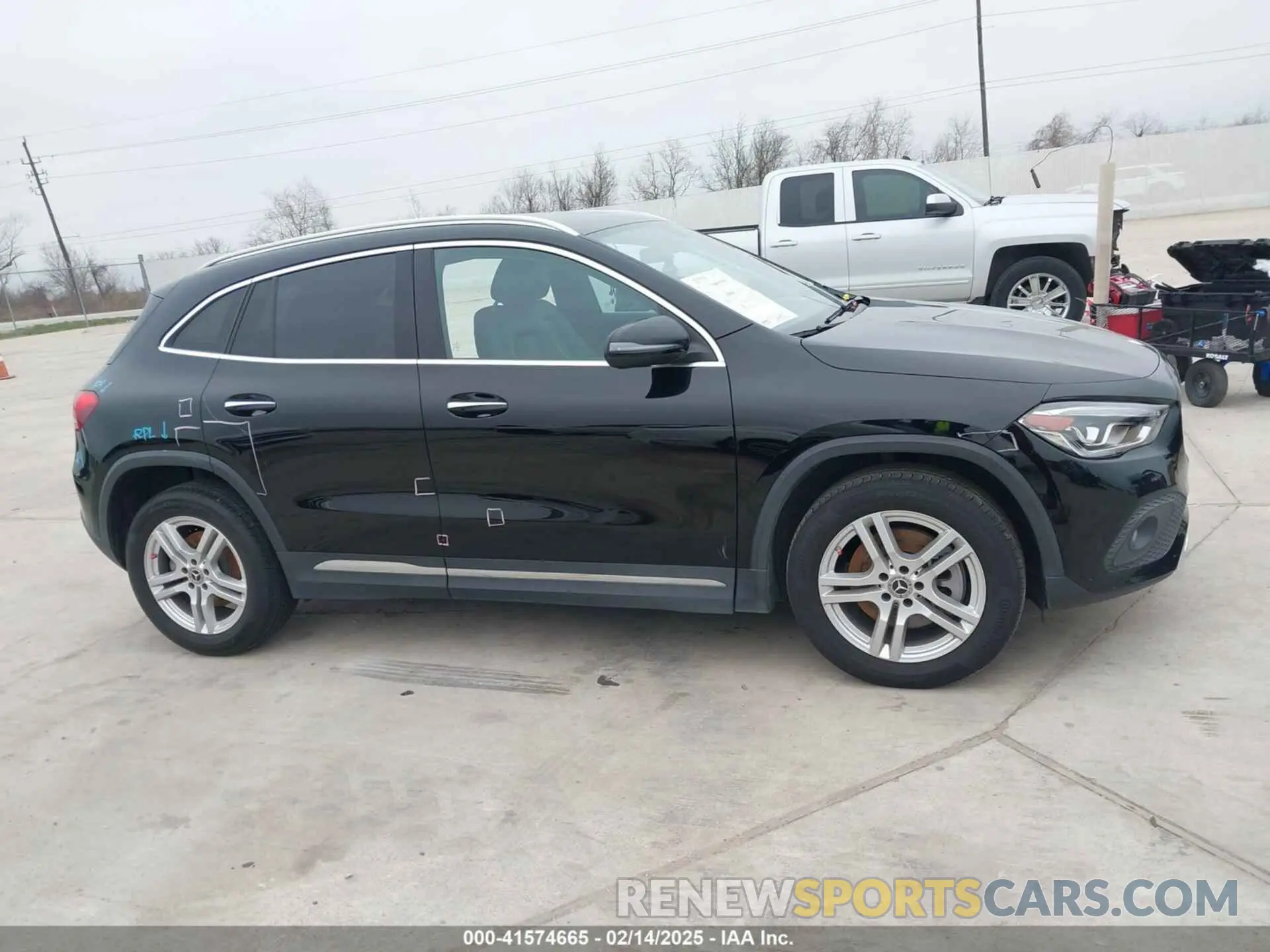 13 Photograph of a damaged car W1N4N4GB7MJ155087 MERCEDES-BENZ GLA 250 2021