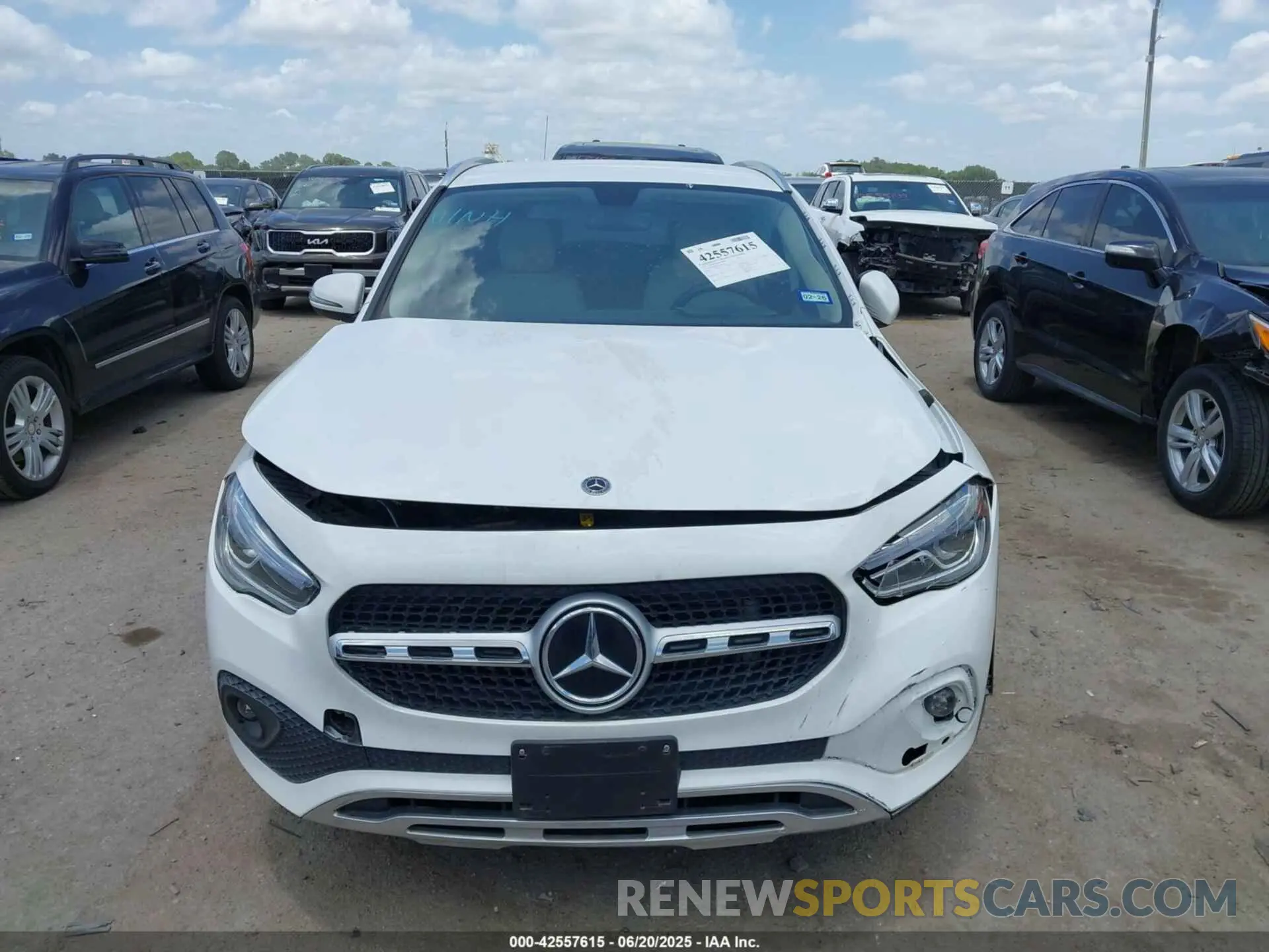 12 Photograph of a damaged car W1N4N4GB8MJ256638 MERCEDES-BENZ GLA 250 2021