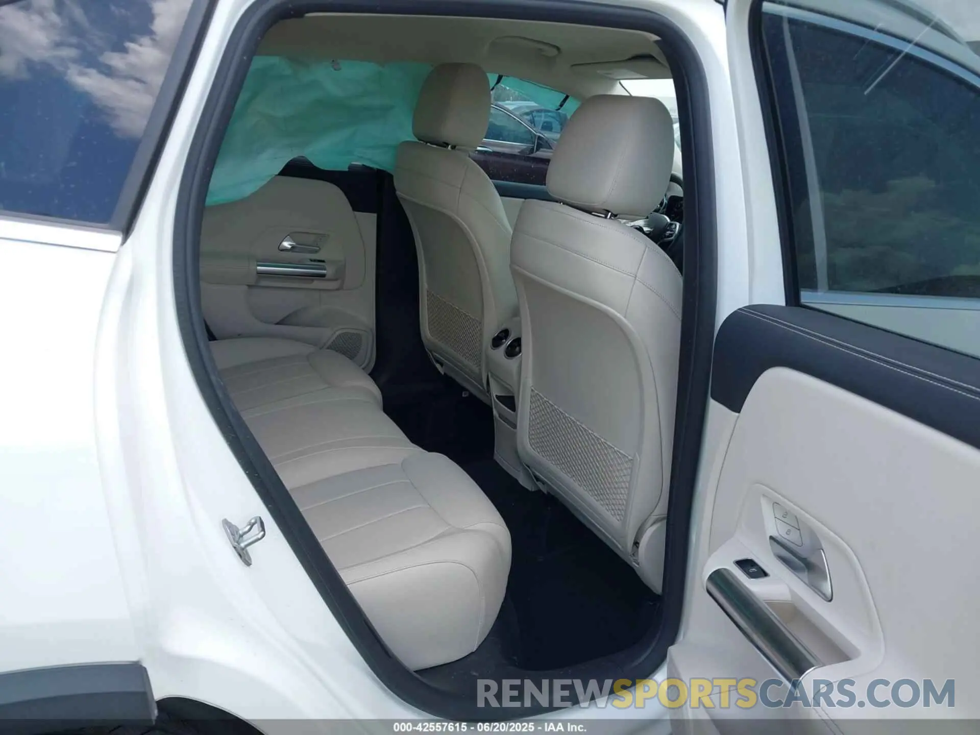 8 Photograph of a damaged car W1N4N4GB8MJ256638 MERCEDES-BENZ GLA 250 2021