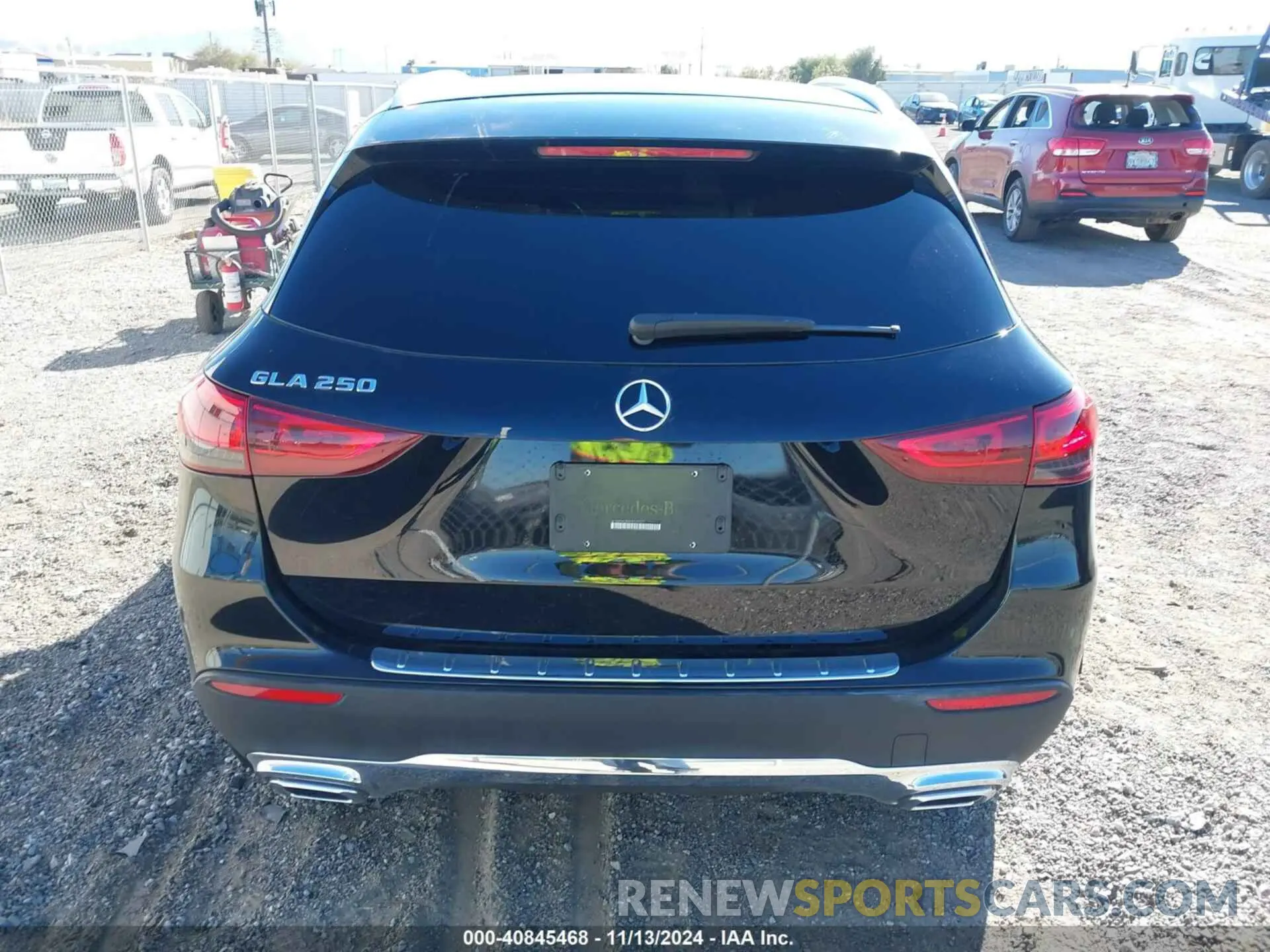 17 Photograph of a damaged car W1N4N4GB9MJ265977 MERCEDES-BENZ GLA 250 2021