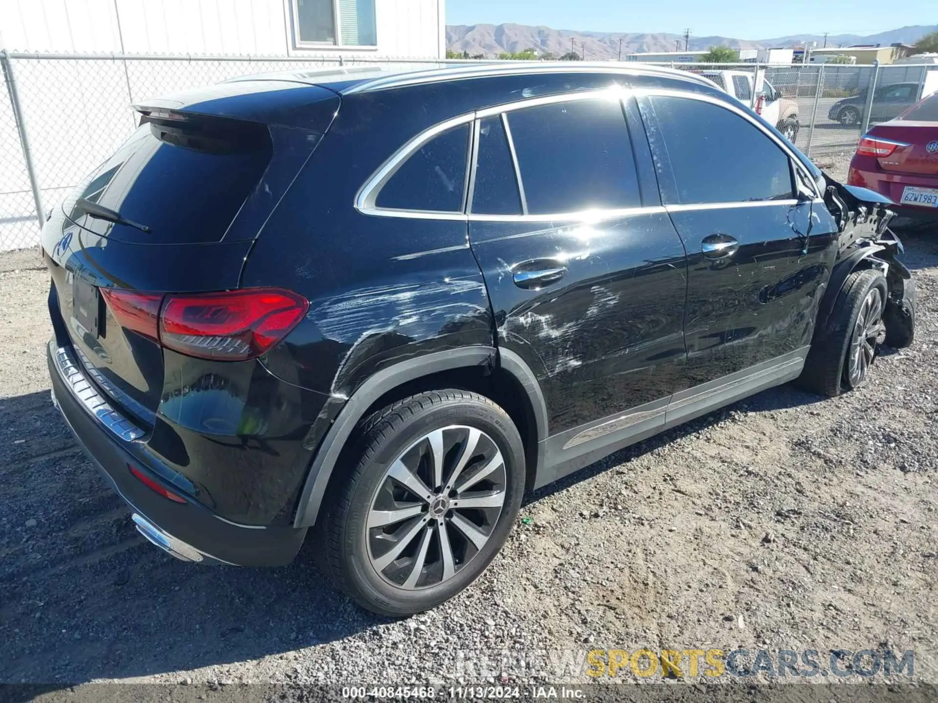 4 Photograph of a damaged car W1N4N4GB9MJ265977 MERCEDES-BENZ GLA 250 2021