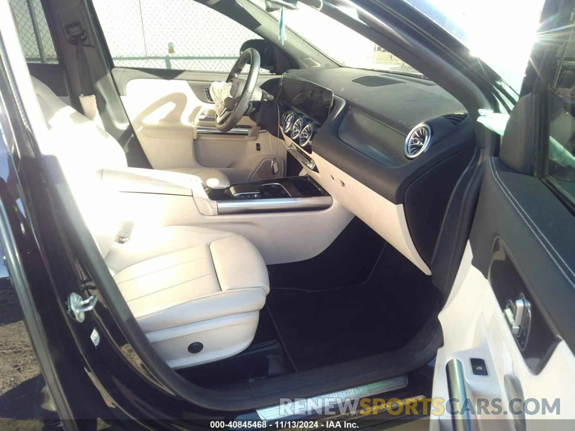 5 Photograph of a damaged car W1N4N4GB9MJ265977 MERCEDES-BENZ GLA 250 2021